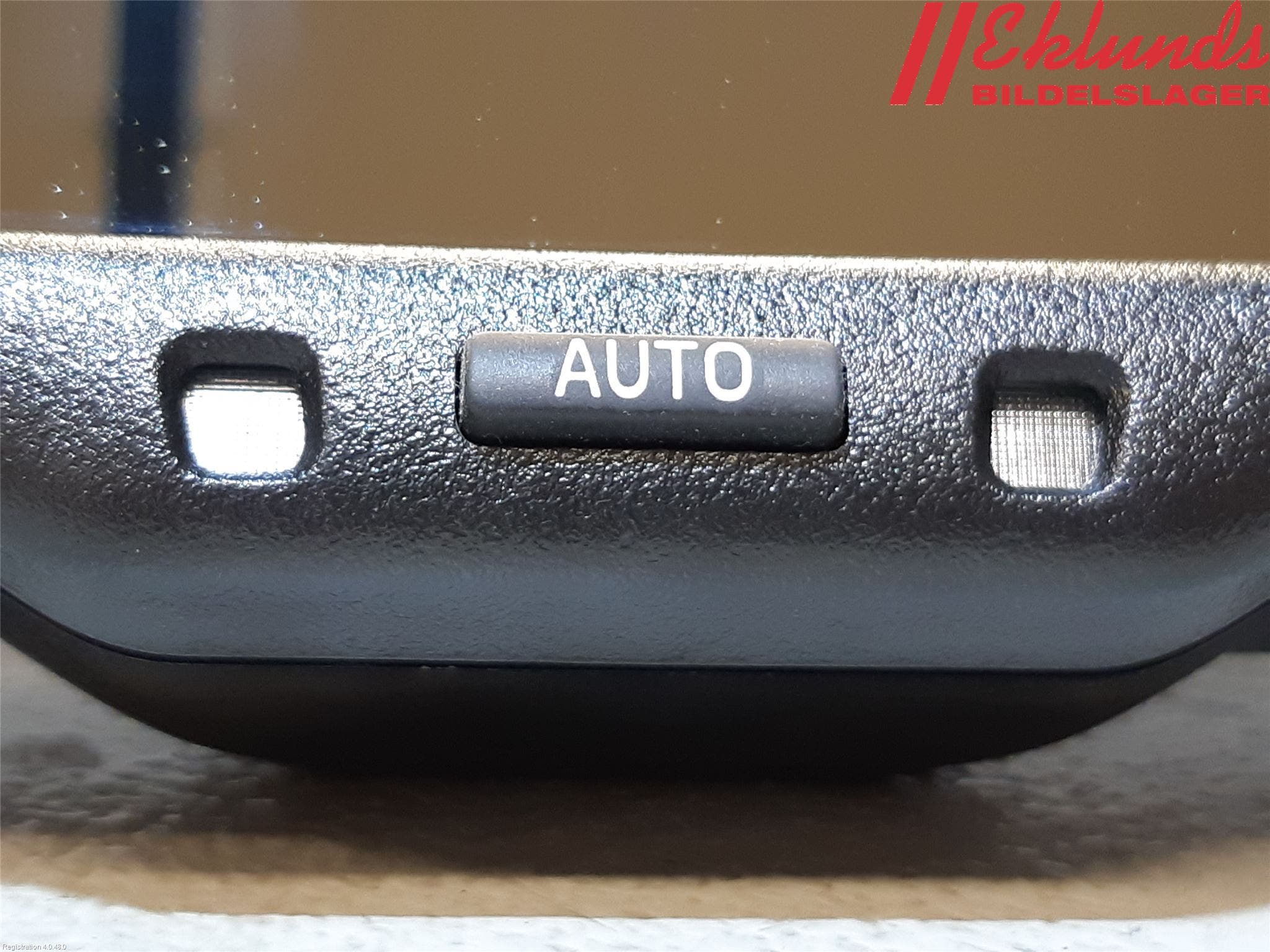 Toyota AURIS 13-19 Spegel Invändig El