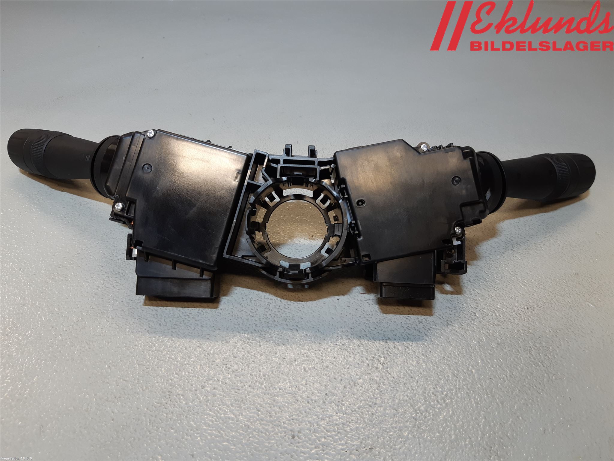 Toyota AURIS 13-19 Spakcentral