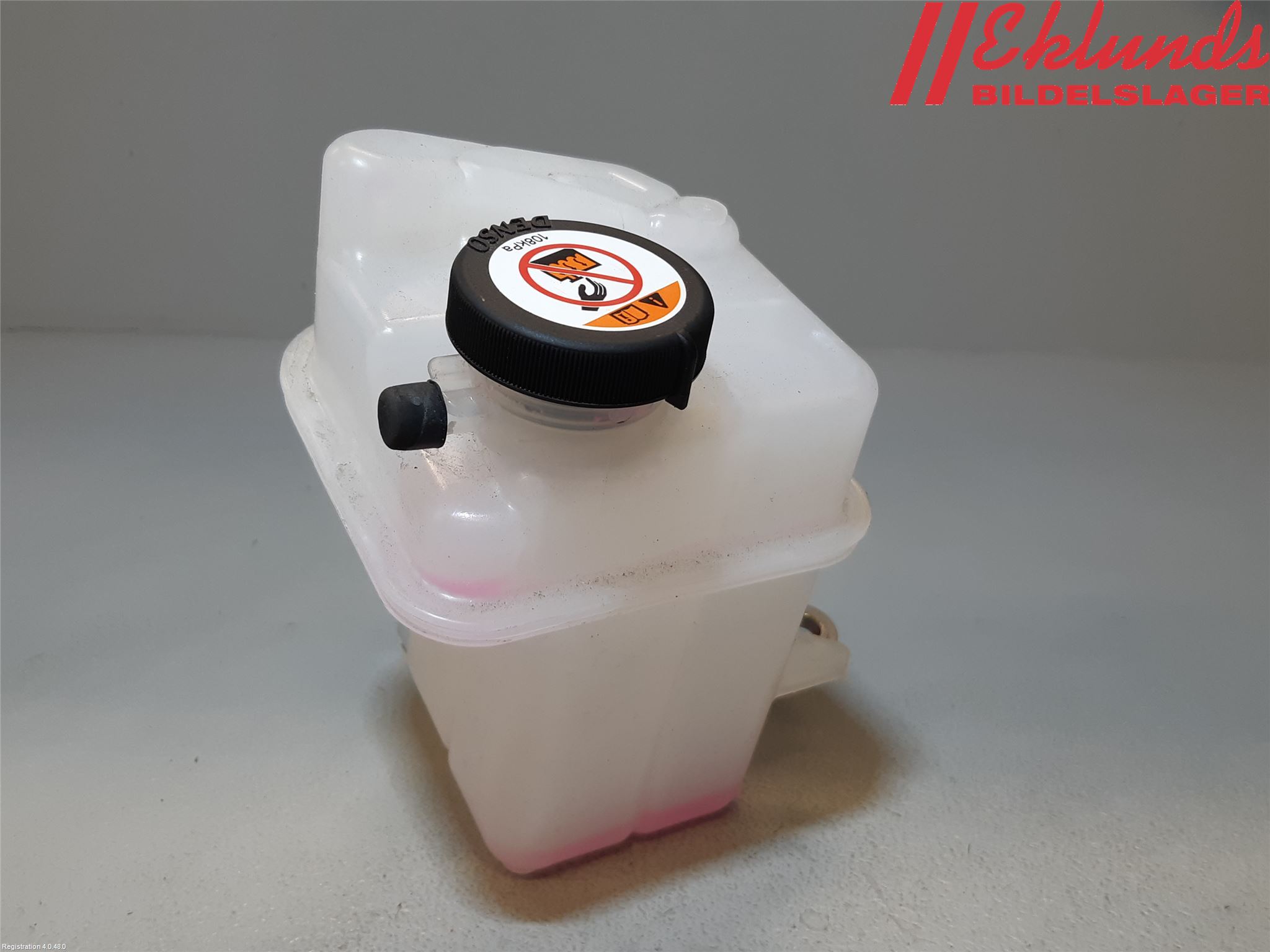 Toyota AURIS 13-19 Expansionstank