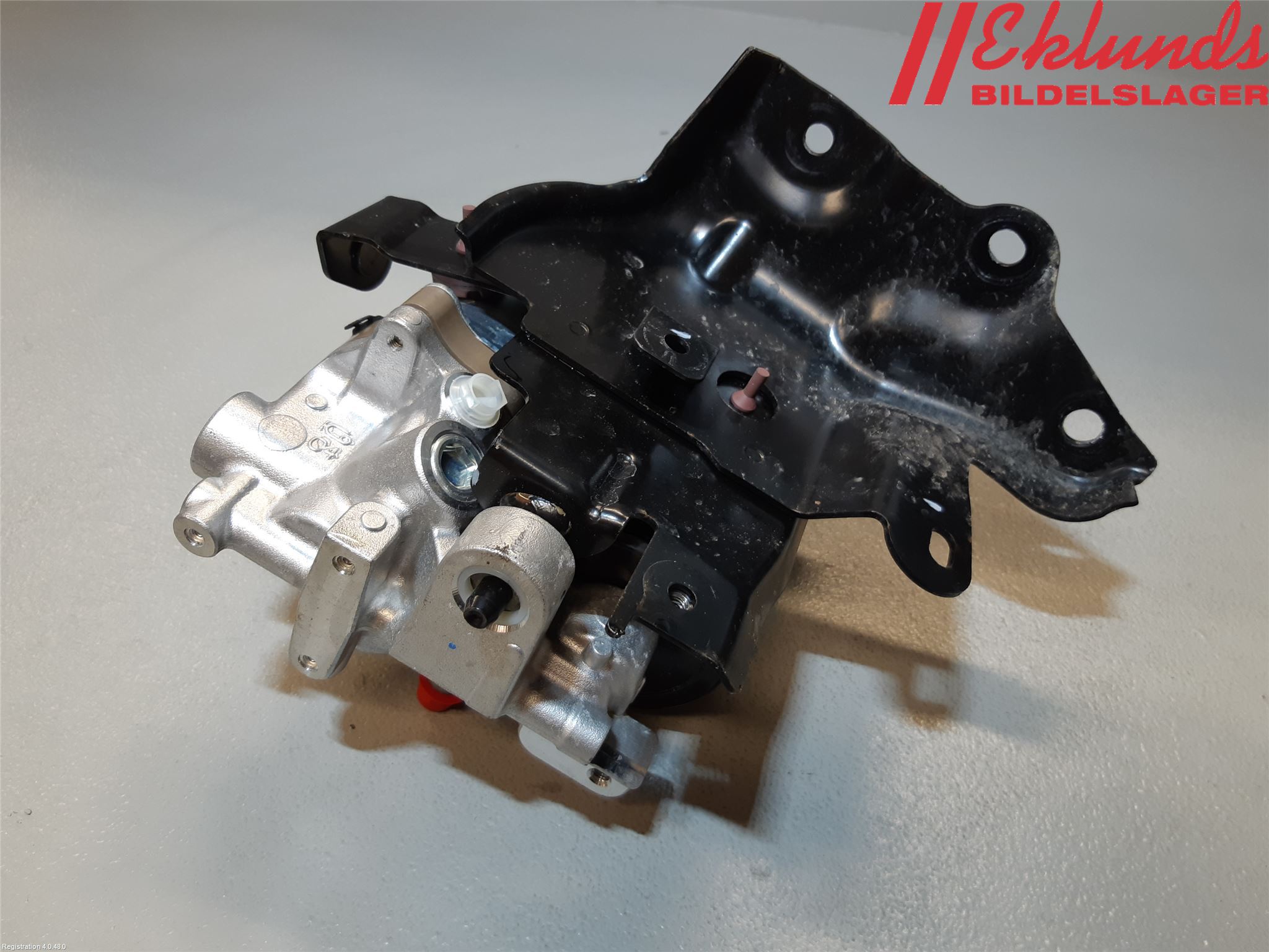 Toyota AURIS 13-19 Bromskraftregulator