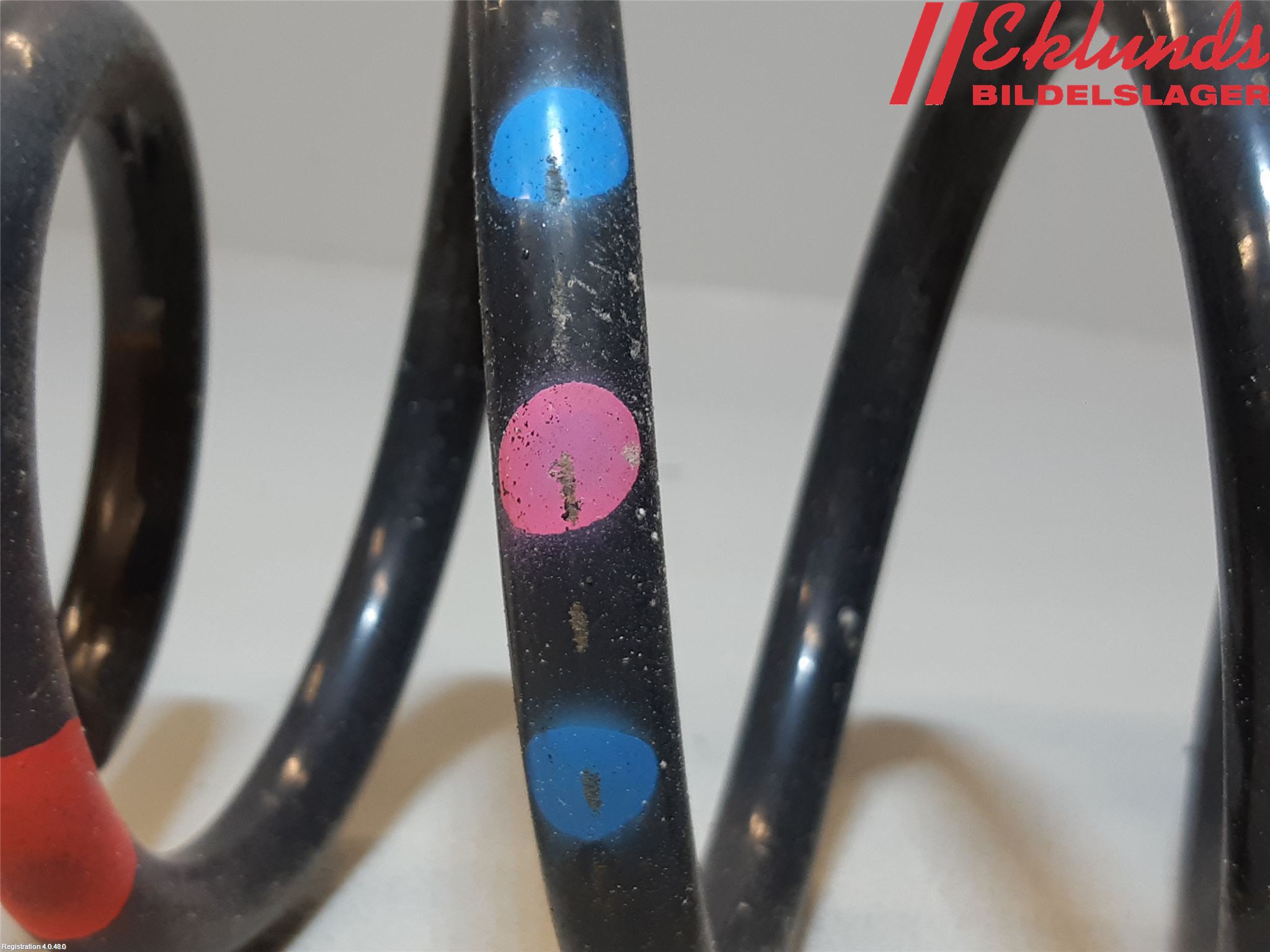 Toyota AURIS 13-19 Fjäder Bak