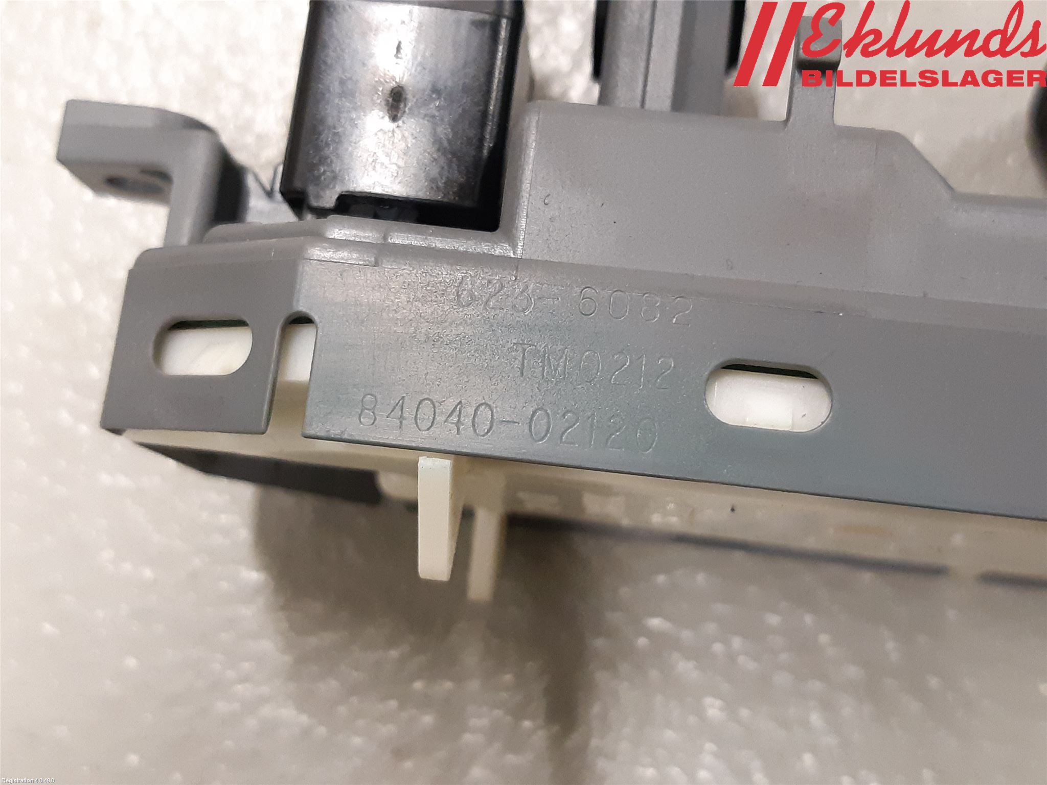 Toyota AURIS 13-19 Strömställare Elhiss