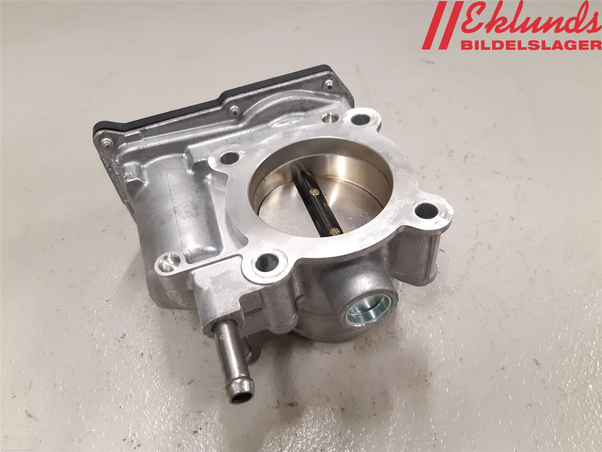 Toyota AURIS 13-19 Injspjällhus