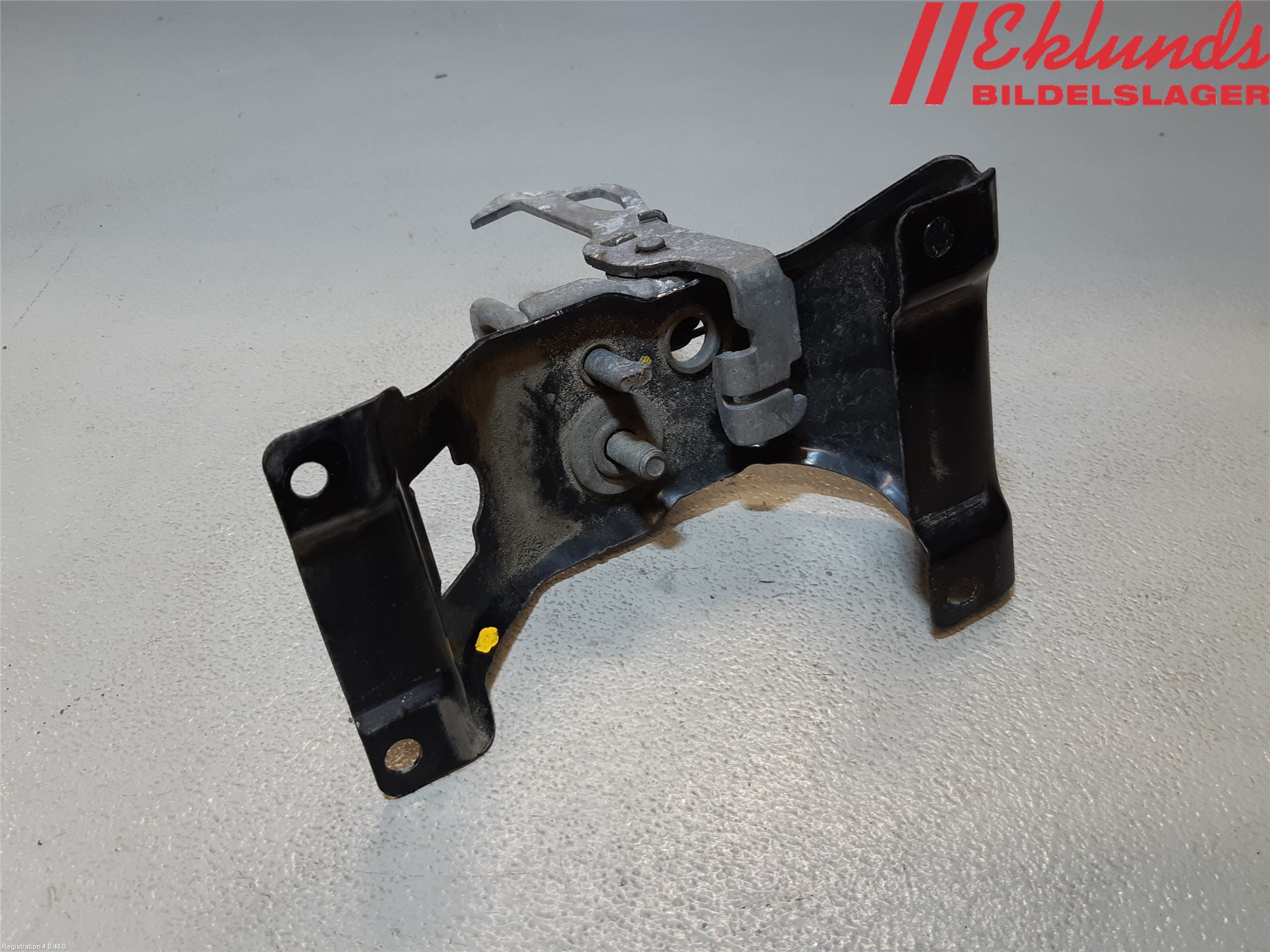 BMW X5 E70 07-13 Huvlås