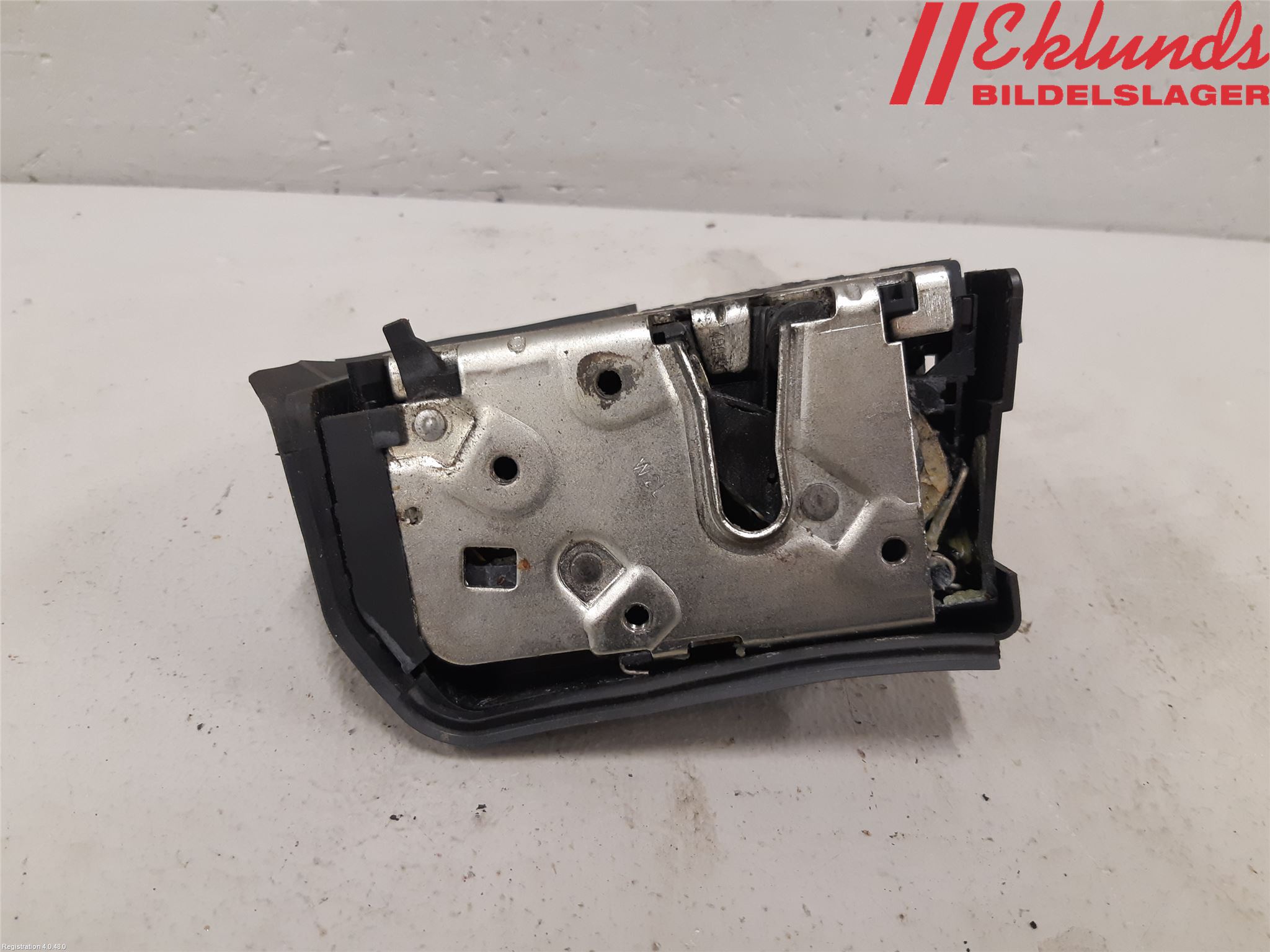 BMW X5 E53     99-06 Låskista-Dörrlås