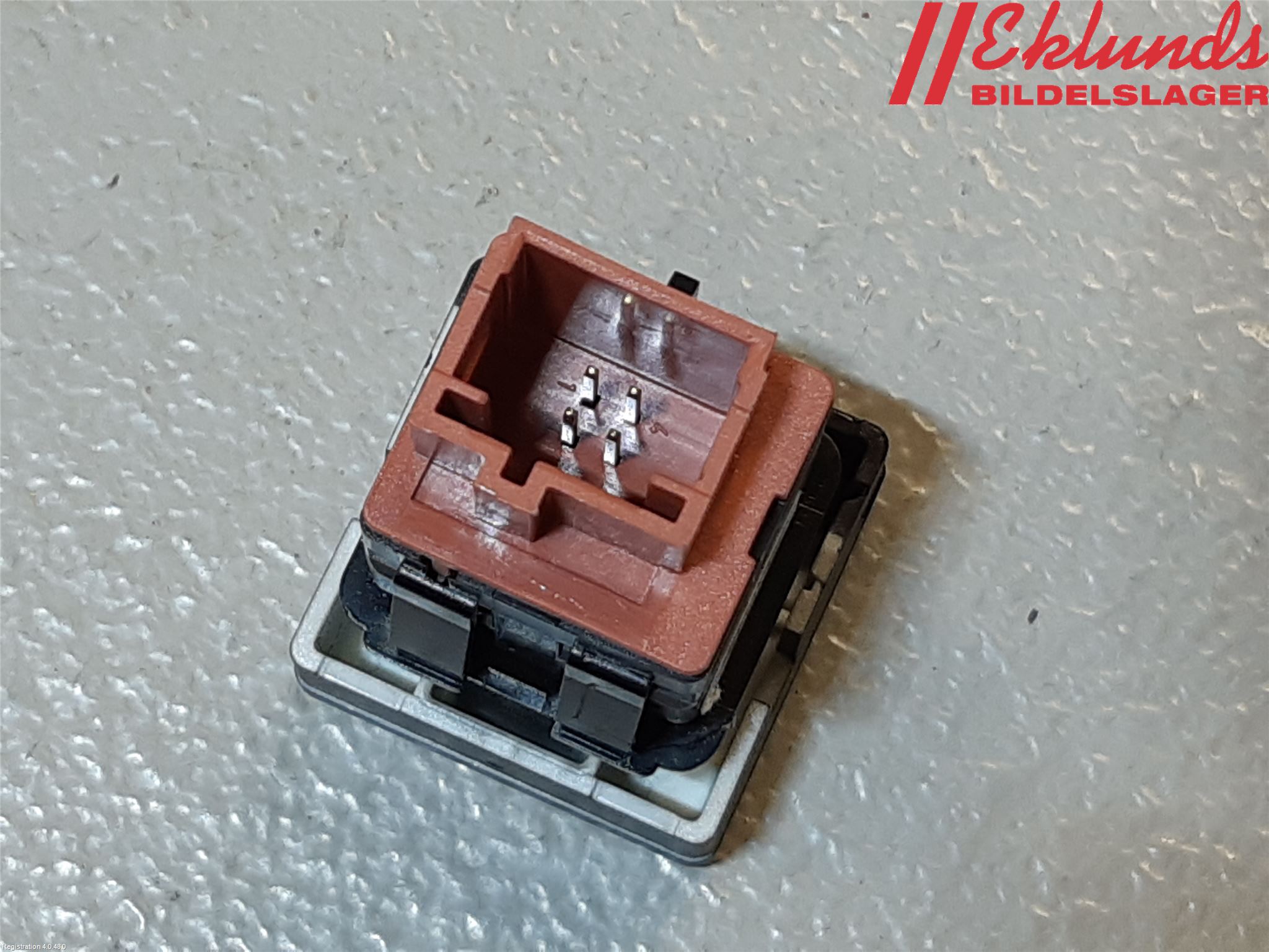 Peugeot PARTNER 16-18 Strömställare Antisladd