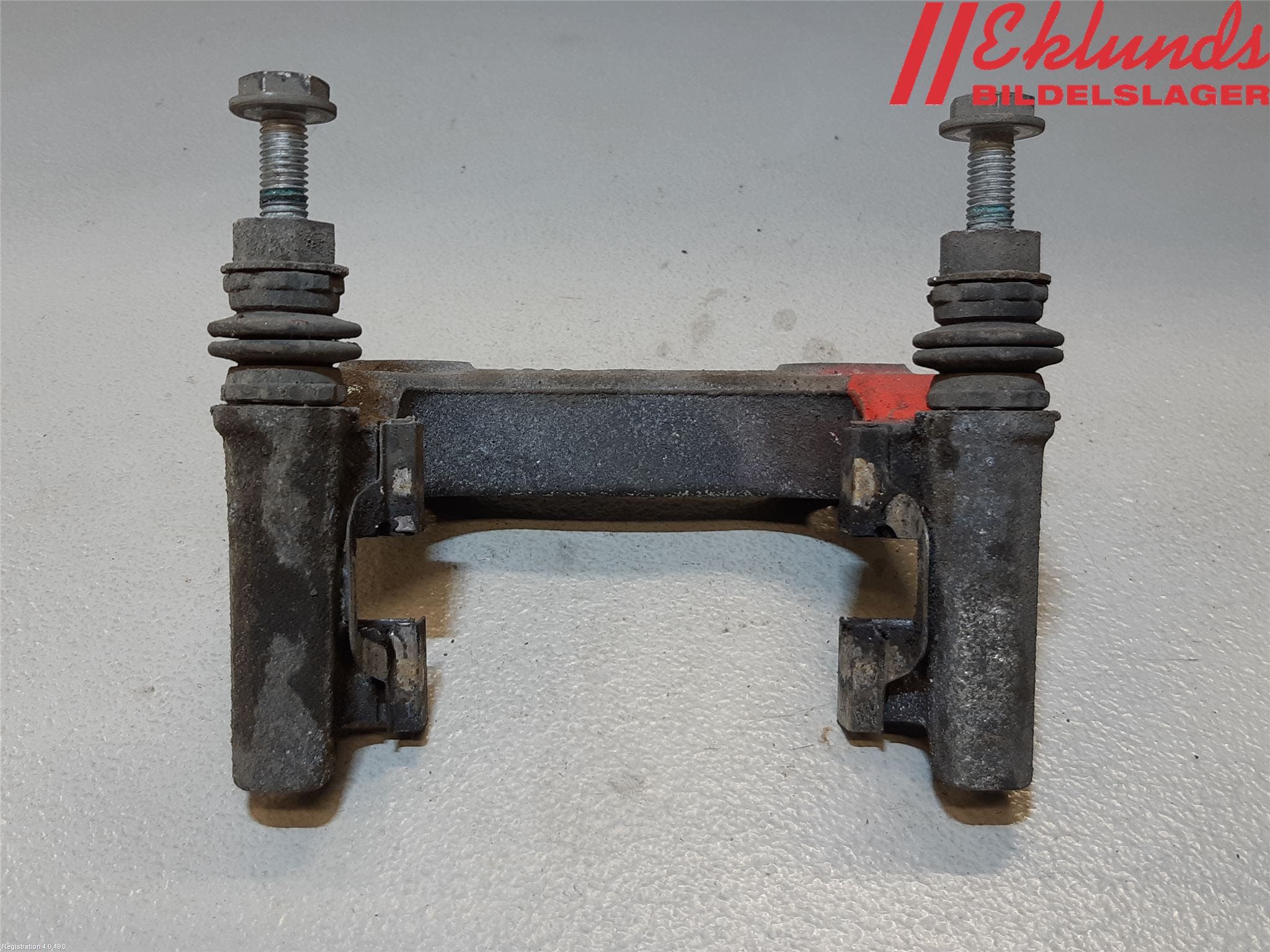 Peugeot PARTNER 16-18 Bromsokshållare