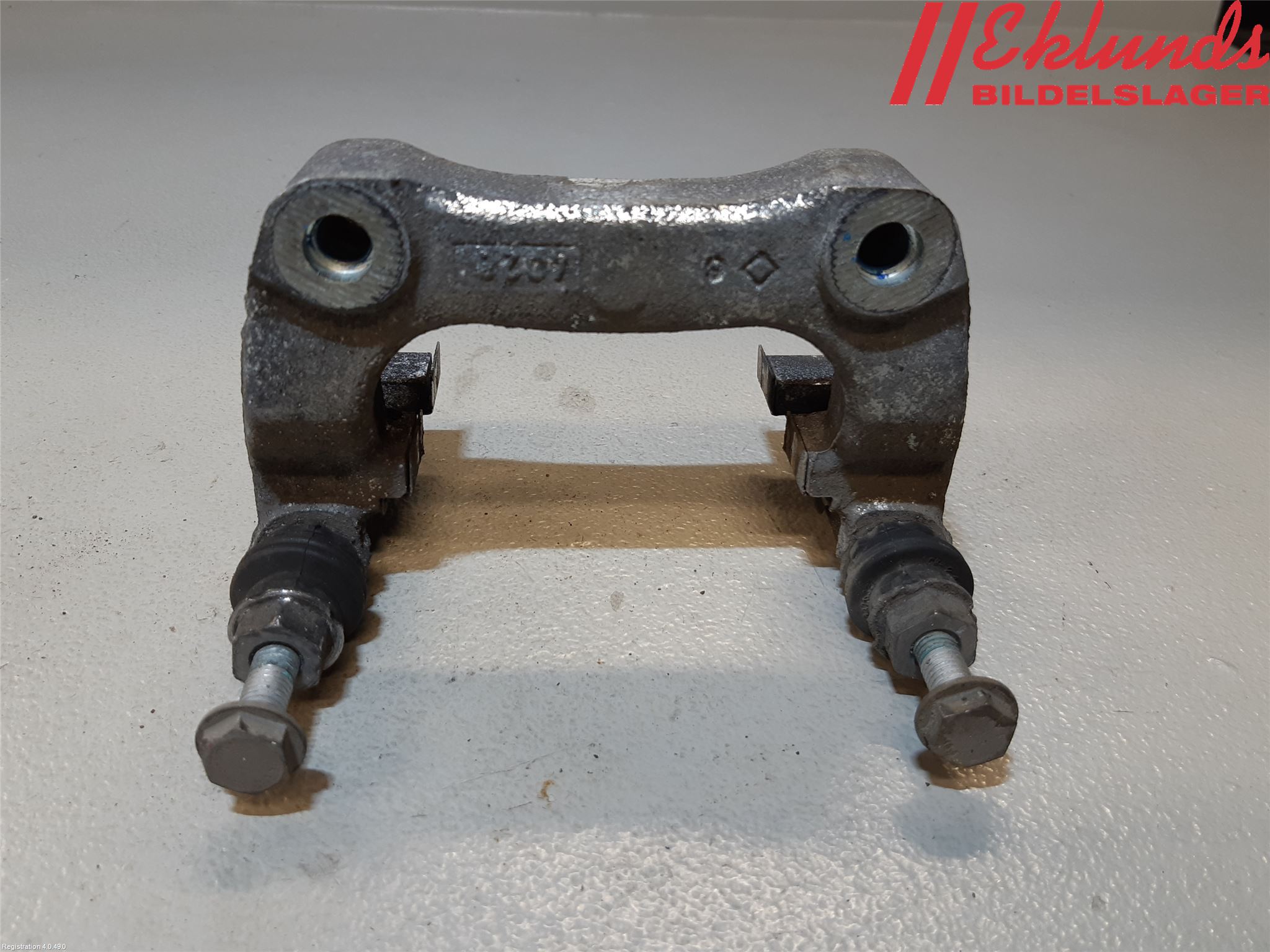 Peugeot PARTNER 16-18 Bromsokshållare