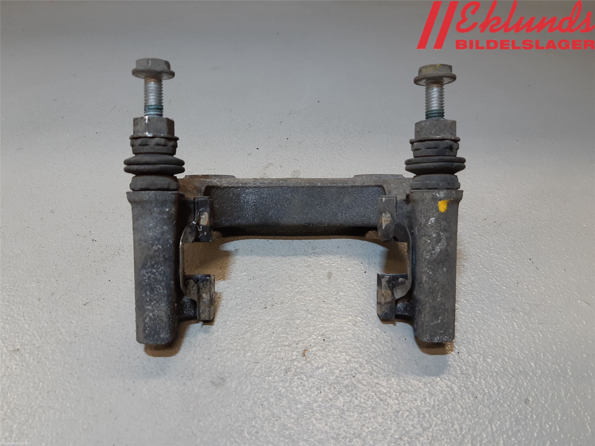 Peugeot PARTNER 16-18 Bromsokshållare