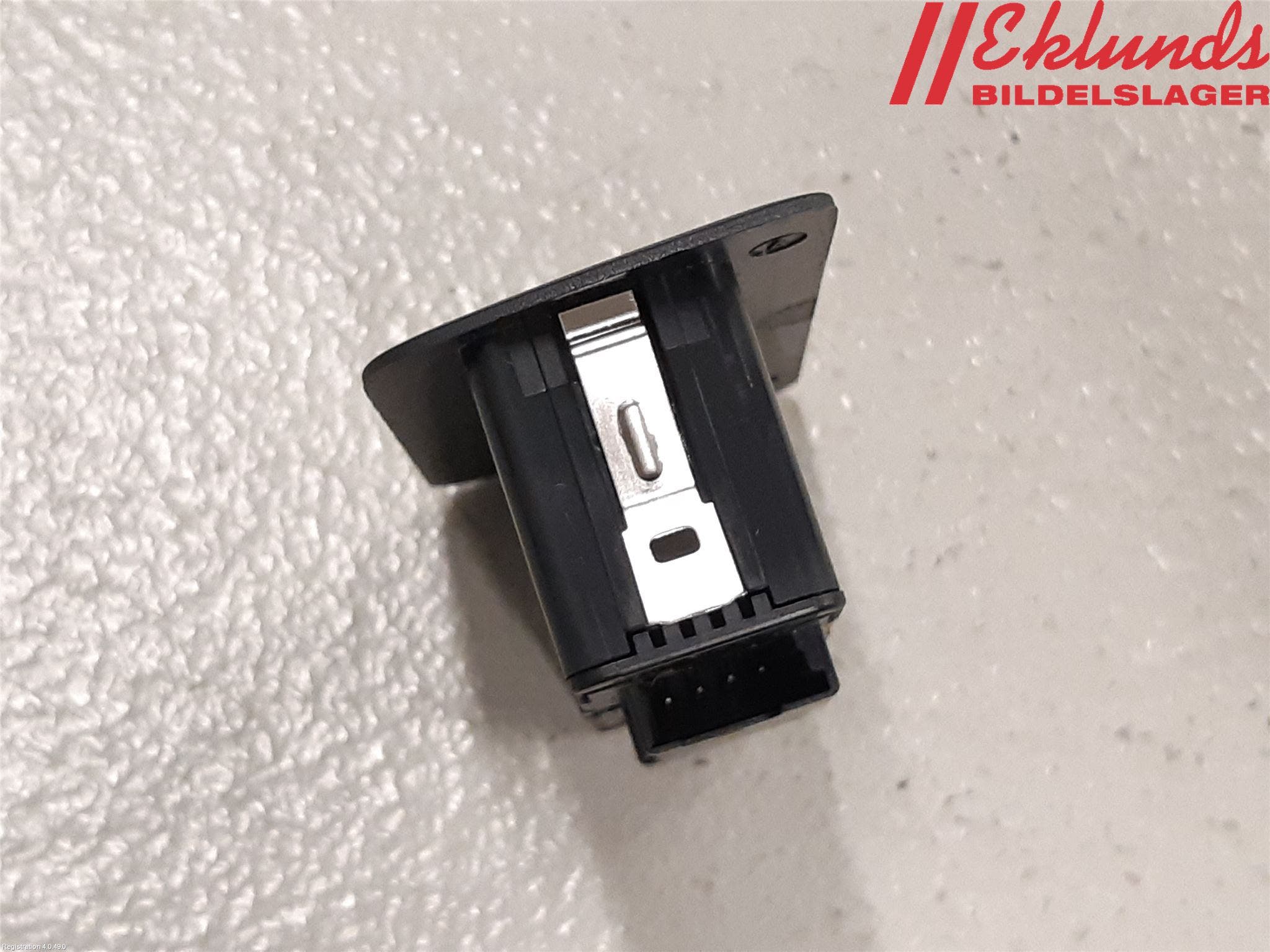 BMW 2 F45 Active Tourer 14-21 Strömställare Centrallås