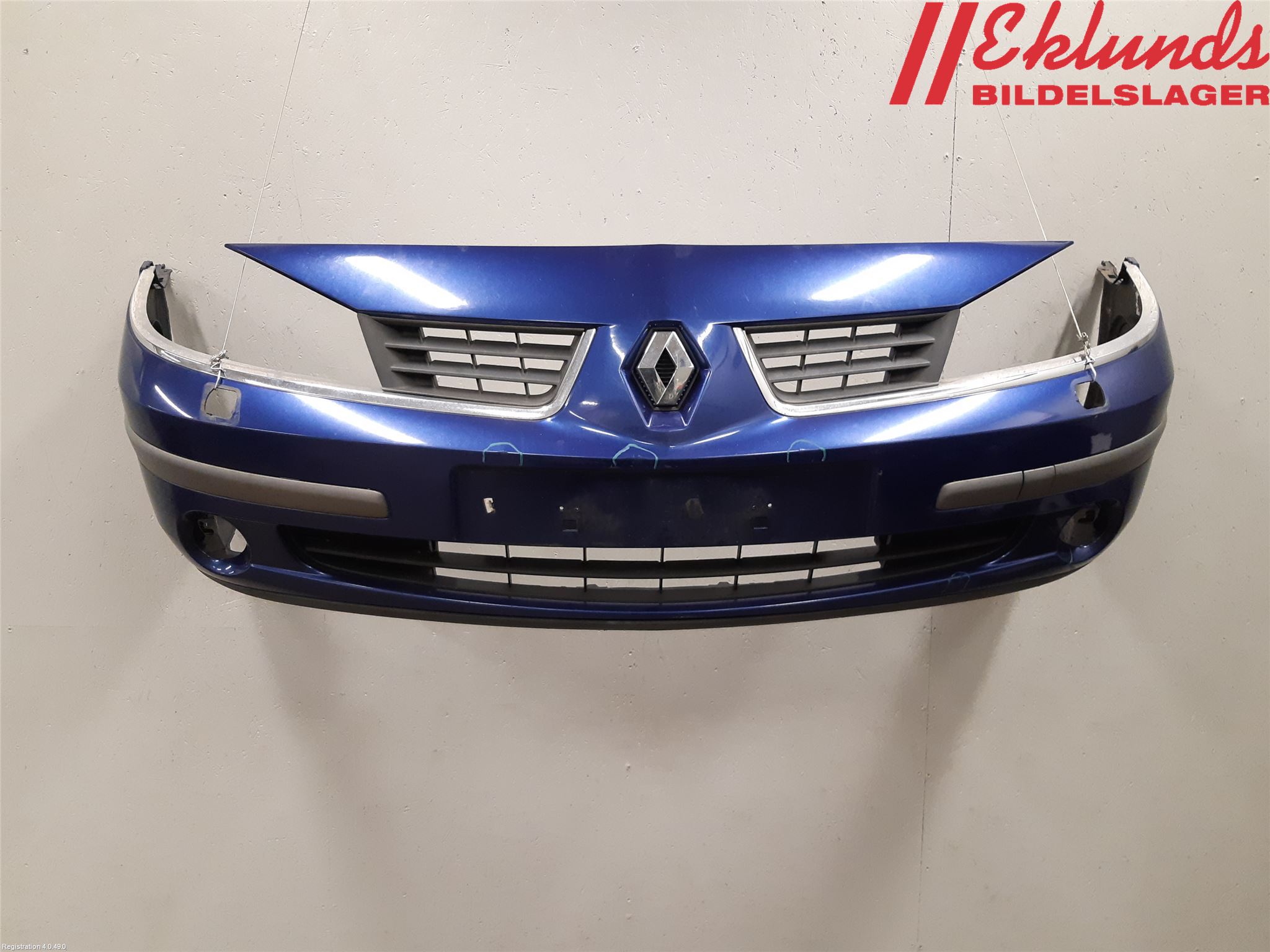 Renault LAGUNA II   05-07 Stötfångarbeklädnad Fram