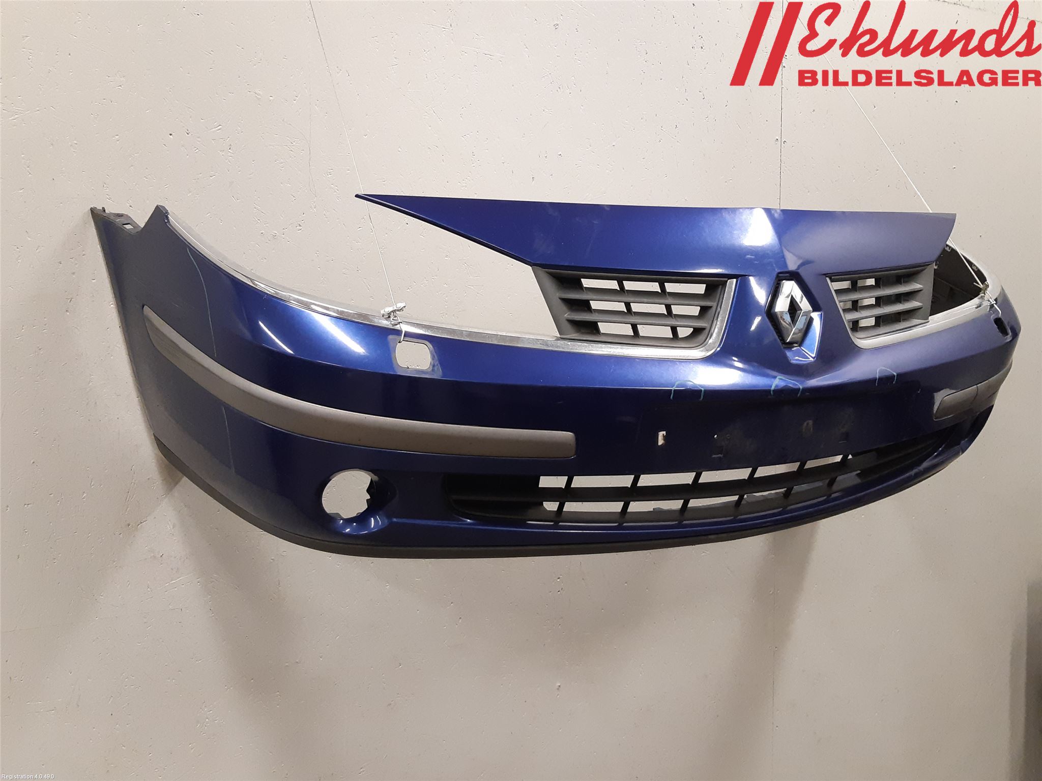 Renault LAGUNA II   05-07 Stötfångarbeklädnad Fram