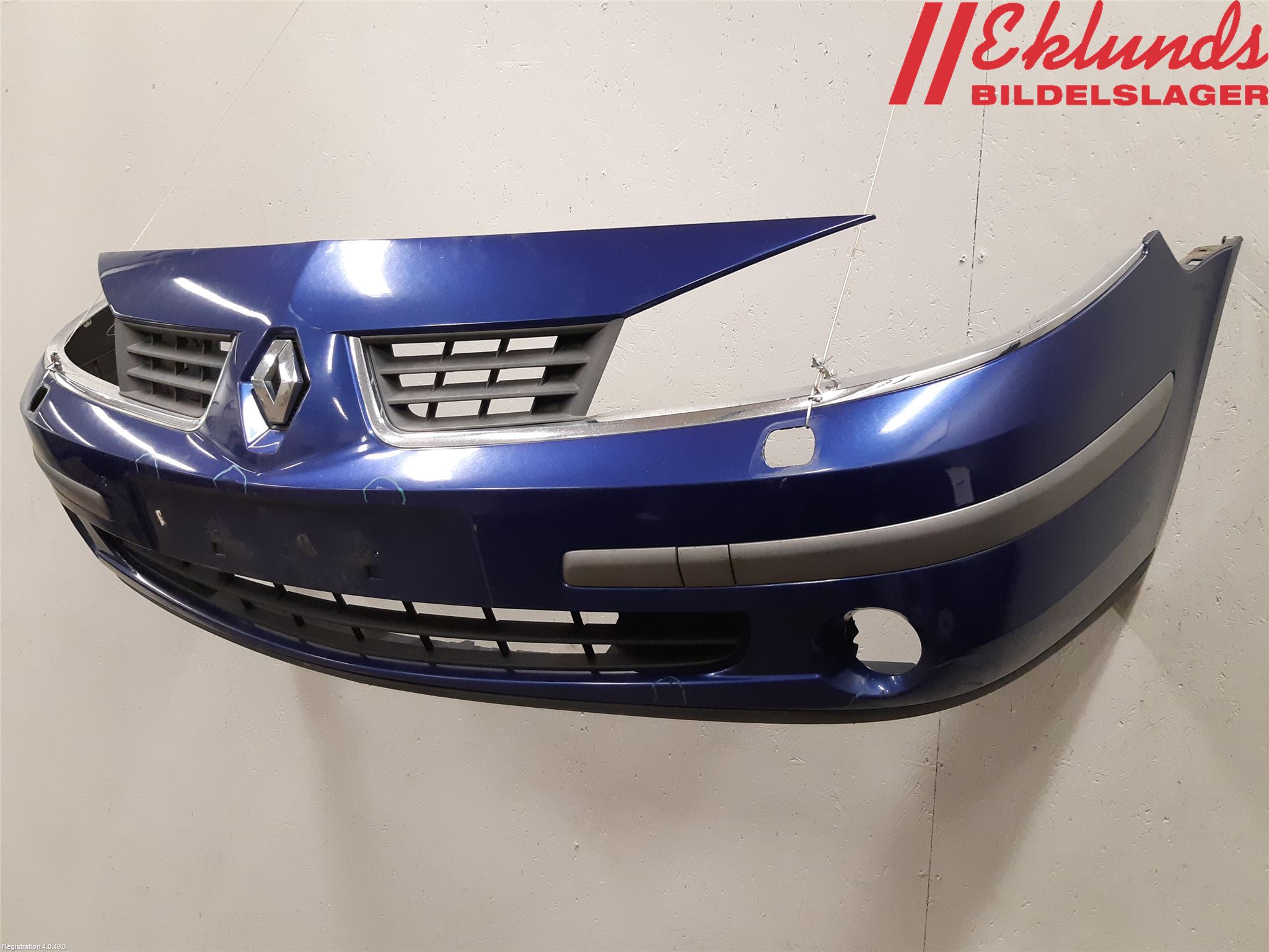 Renault LAGUNA II   05-07 Stötfångarbeklädnad Fram