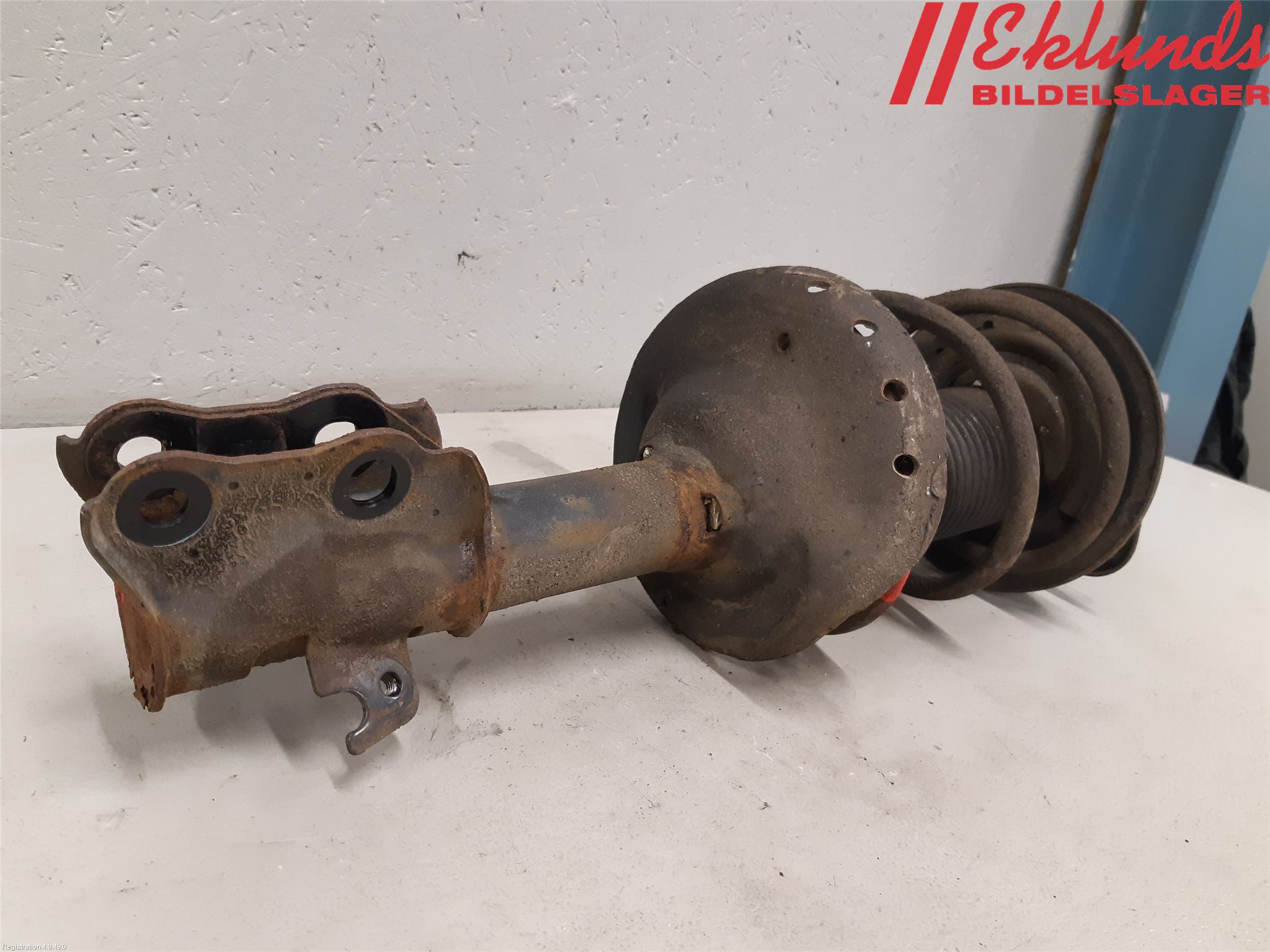 Subaru IMPREZA III 08-11 Fjäderben Fram Vänster