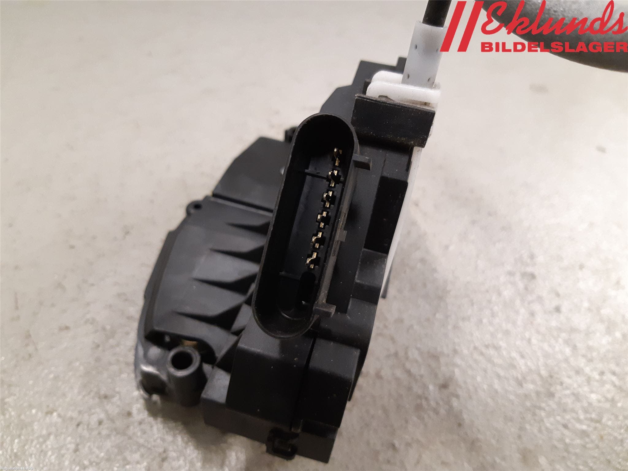 Volvo V60 14-18 Låskista-Dörrlås