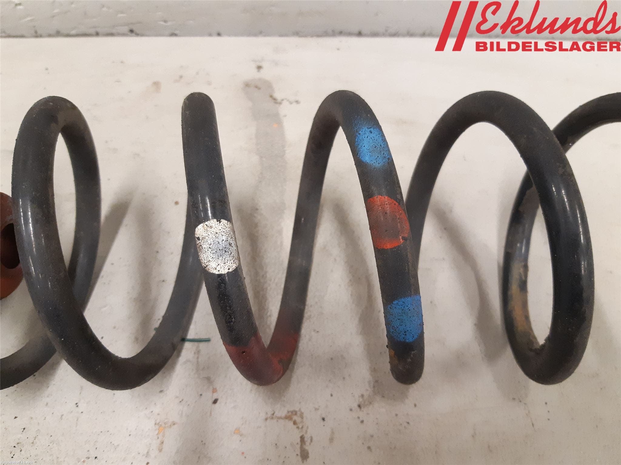 Peugeot 5008 10-16 Fjäder Bak