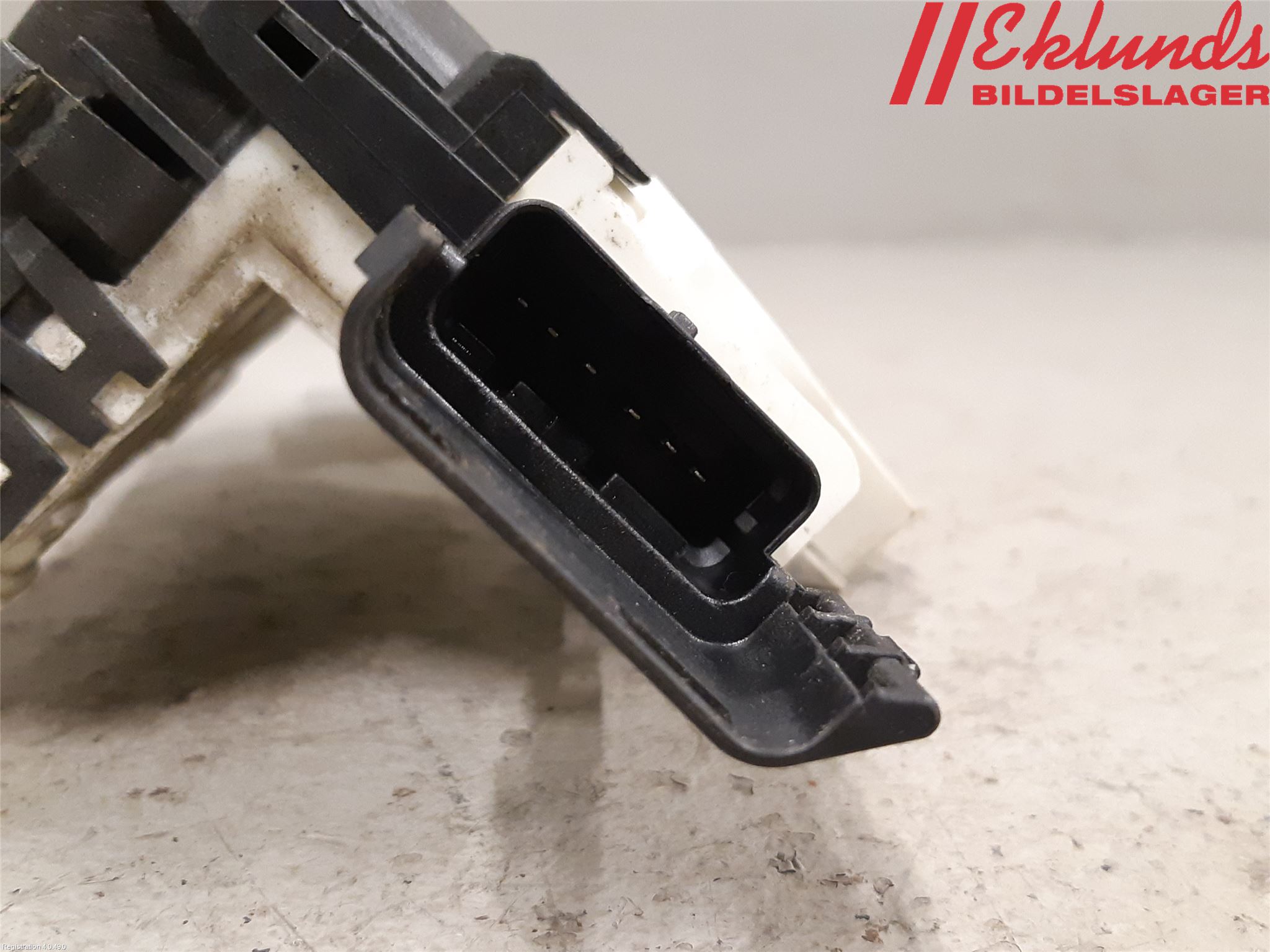 Peugeot 5008 10-16 Låskista-Dörrlås