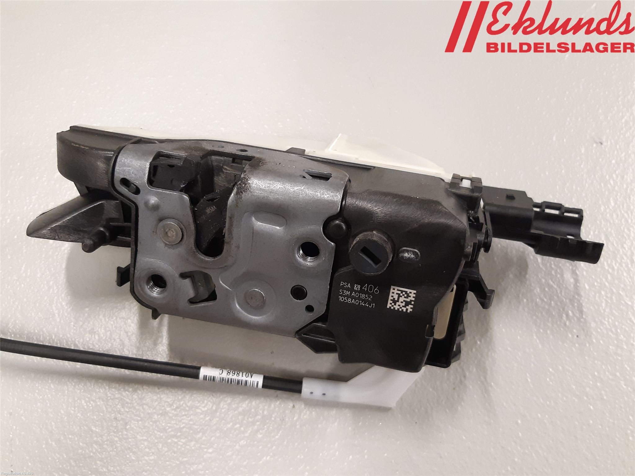 Peugeot PARTNER 16-18 Låskista-Dörrlås