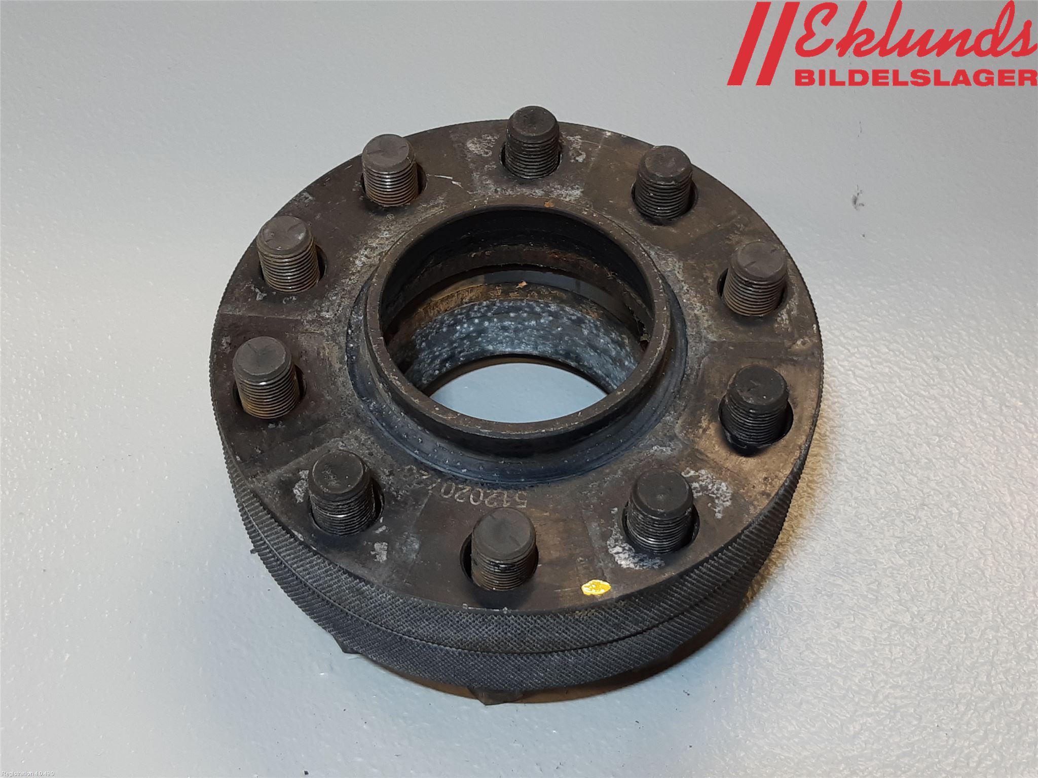 BMW 5 F10/F11/F18 09-17 Mellanaxel Gummiknut