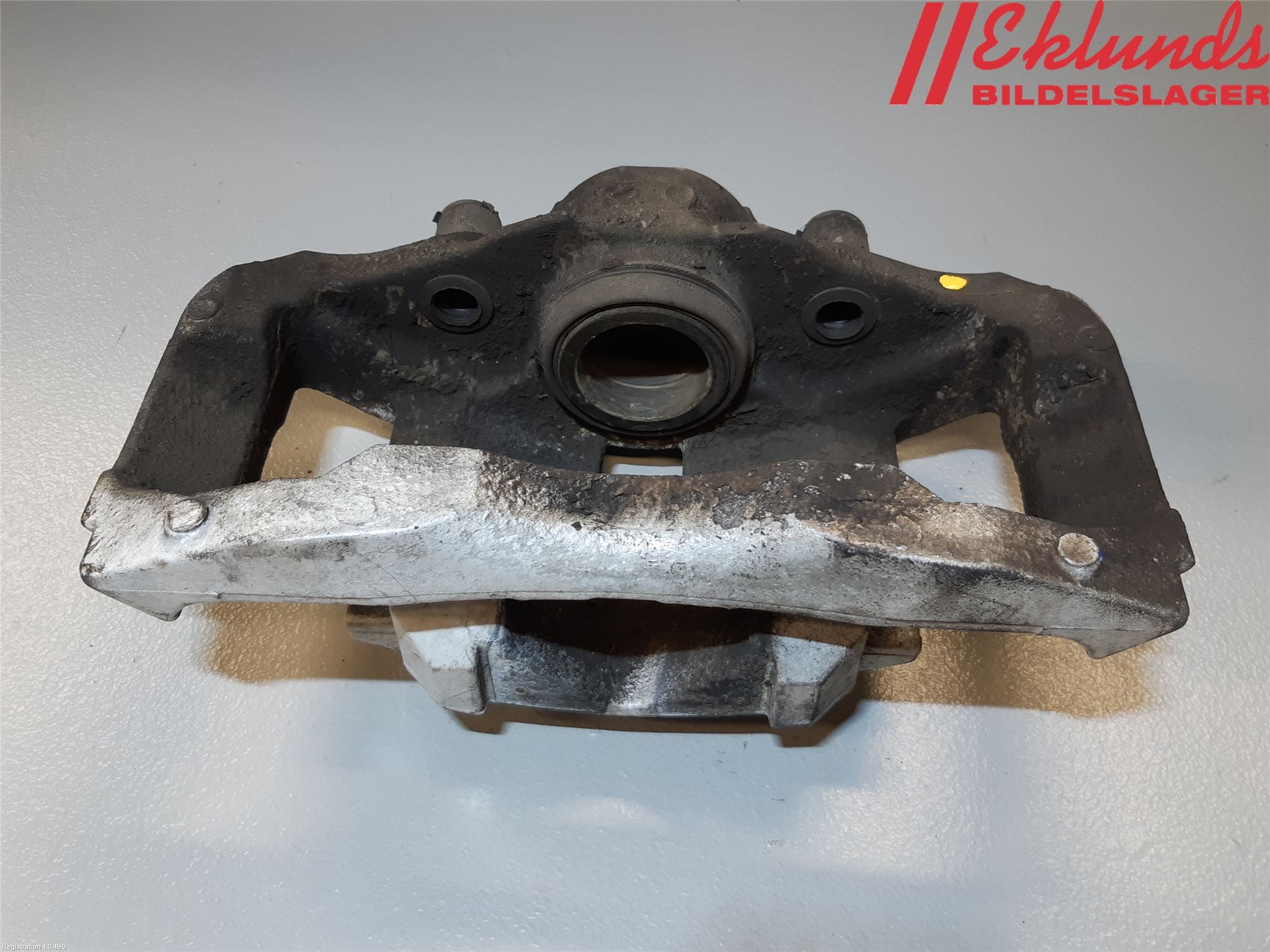BMW 5 F10/F11/F18 09-17 Bromsok Fram Höger