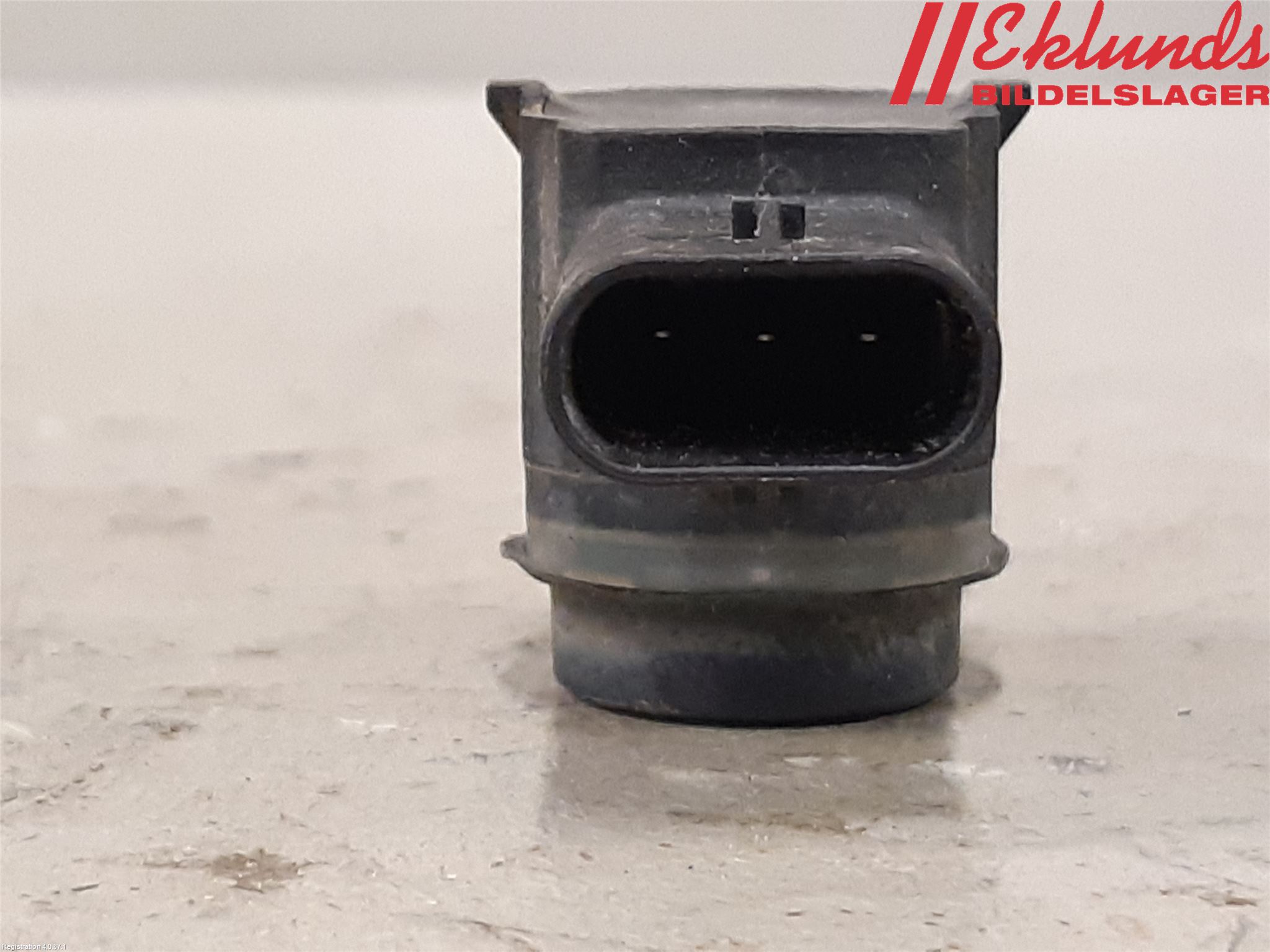 Volkswagen VW PASSAT 11-14 Parkeringshjälp Frontsensor