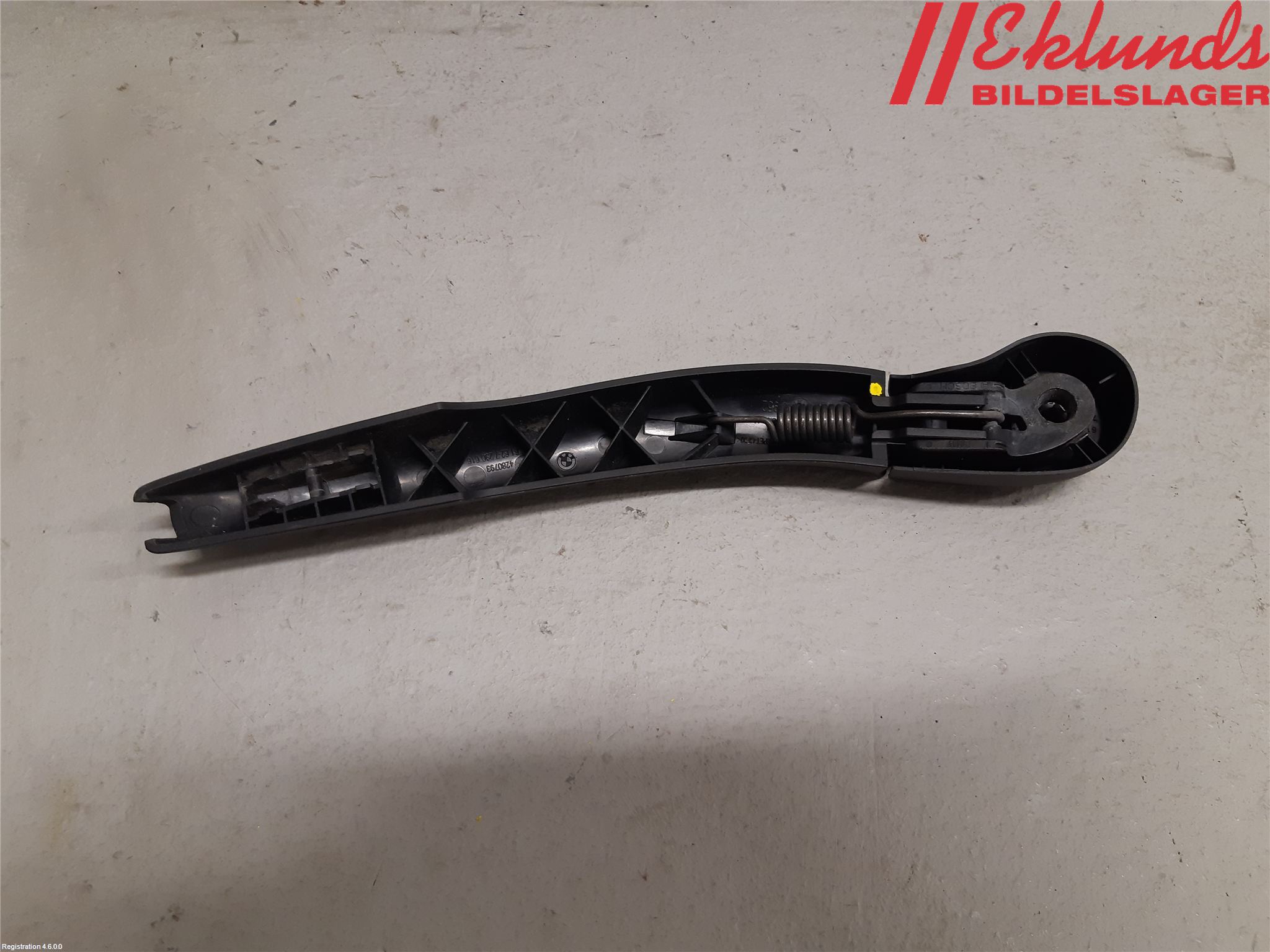 BMW 3 F30/F31/F80 12-19 Torkararm-Bakruta