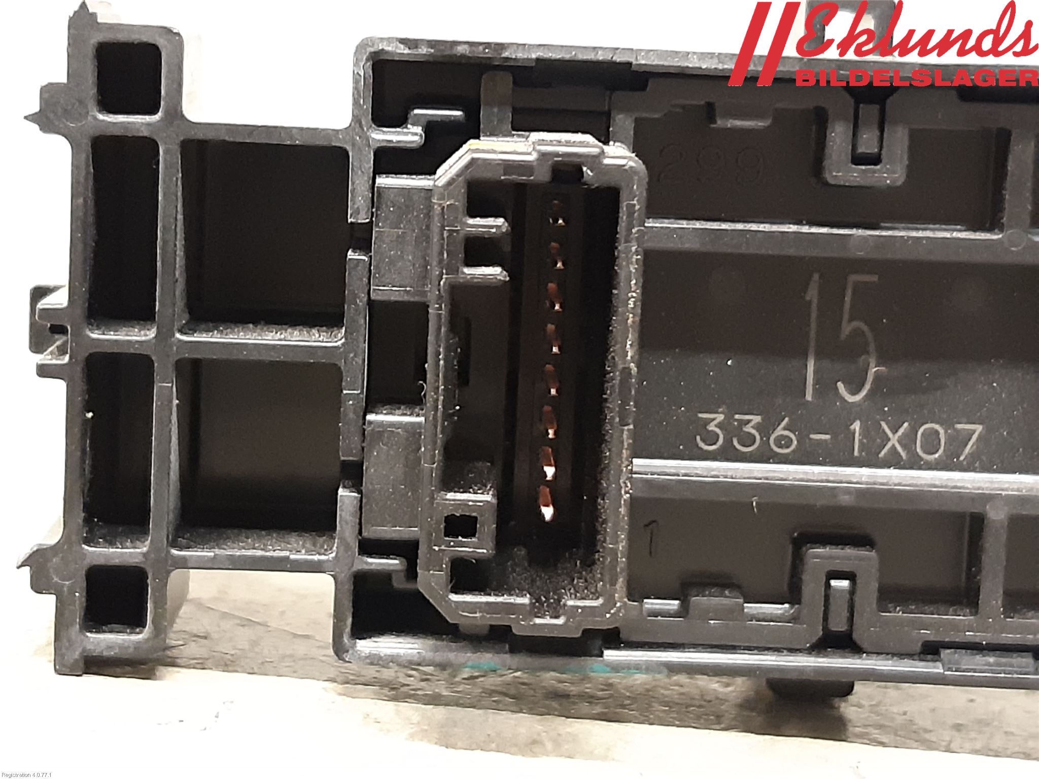 Toyota RAV4 19- Strömställare Elhiss