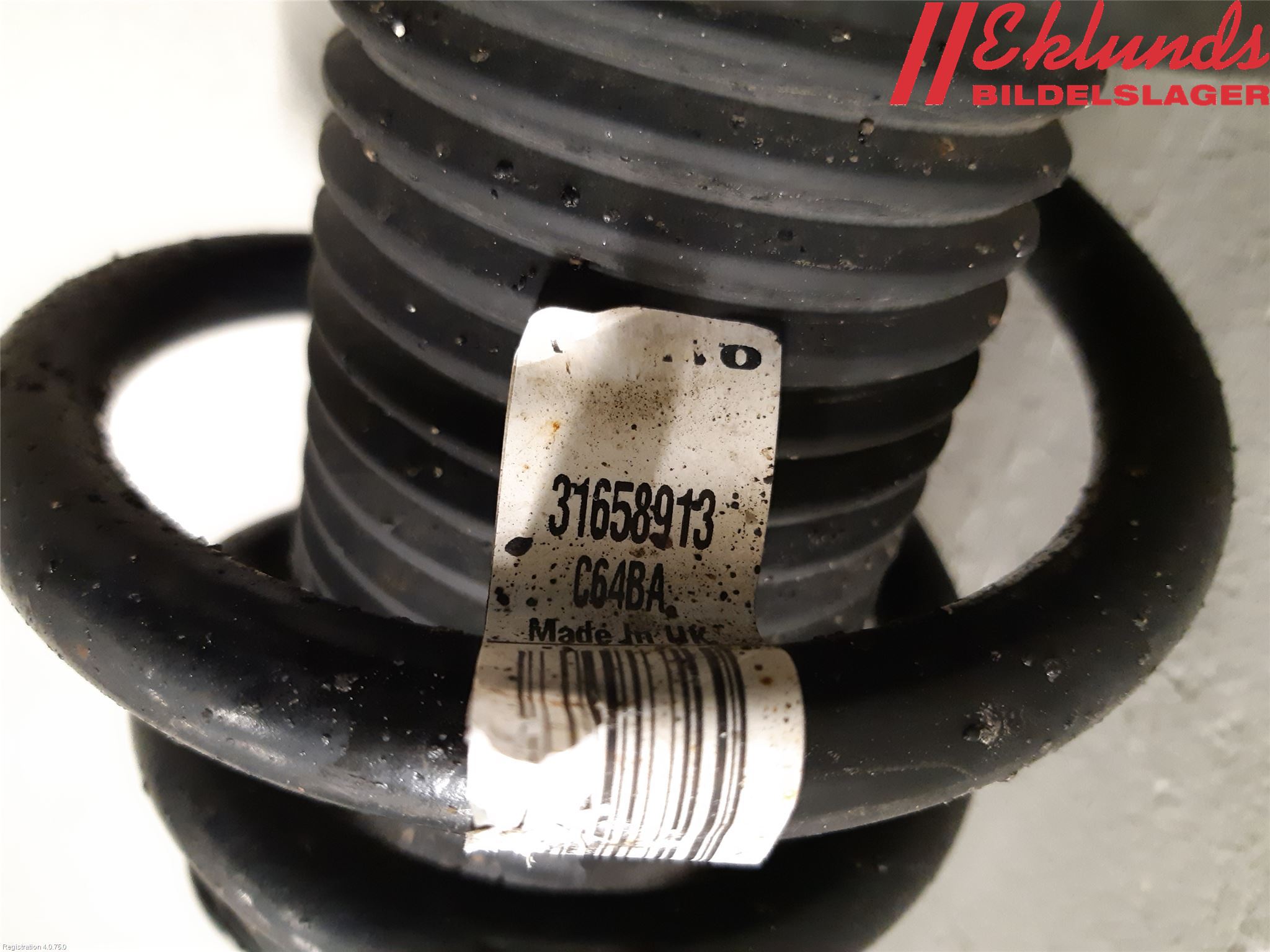 Volvo V90 17->> Fjäderben Fram Höger