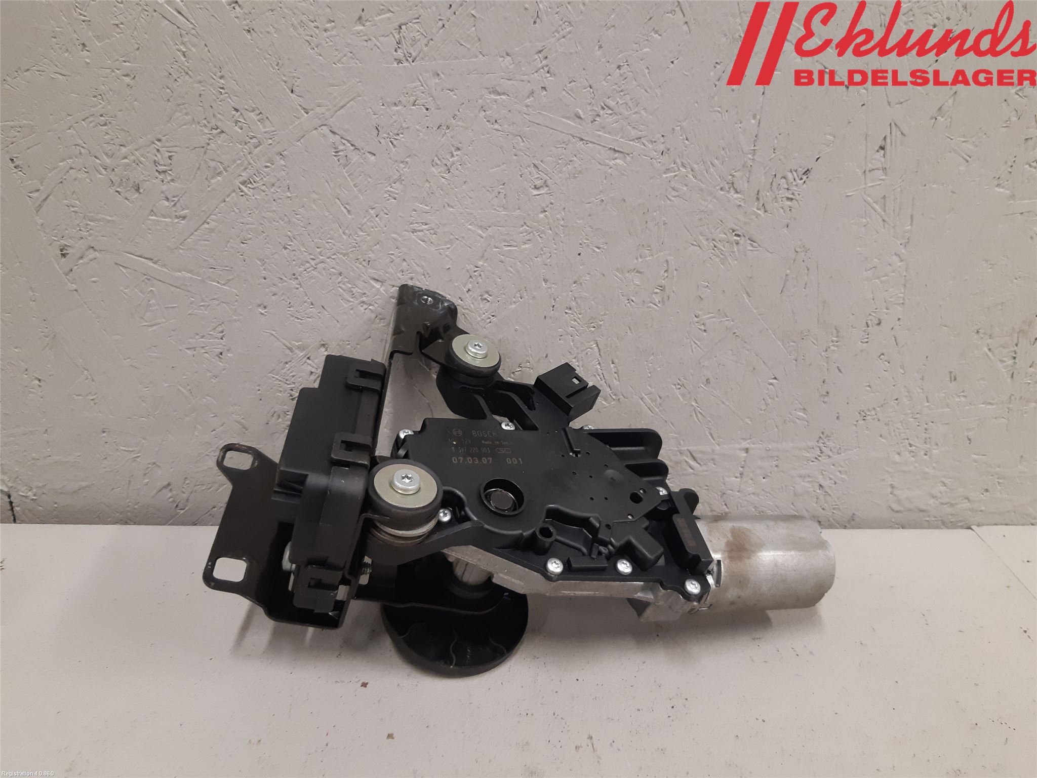 BMW 5 E60/61 Sed/Tou 02-10 Torkarmotor Baklucka