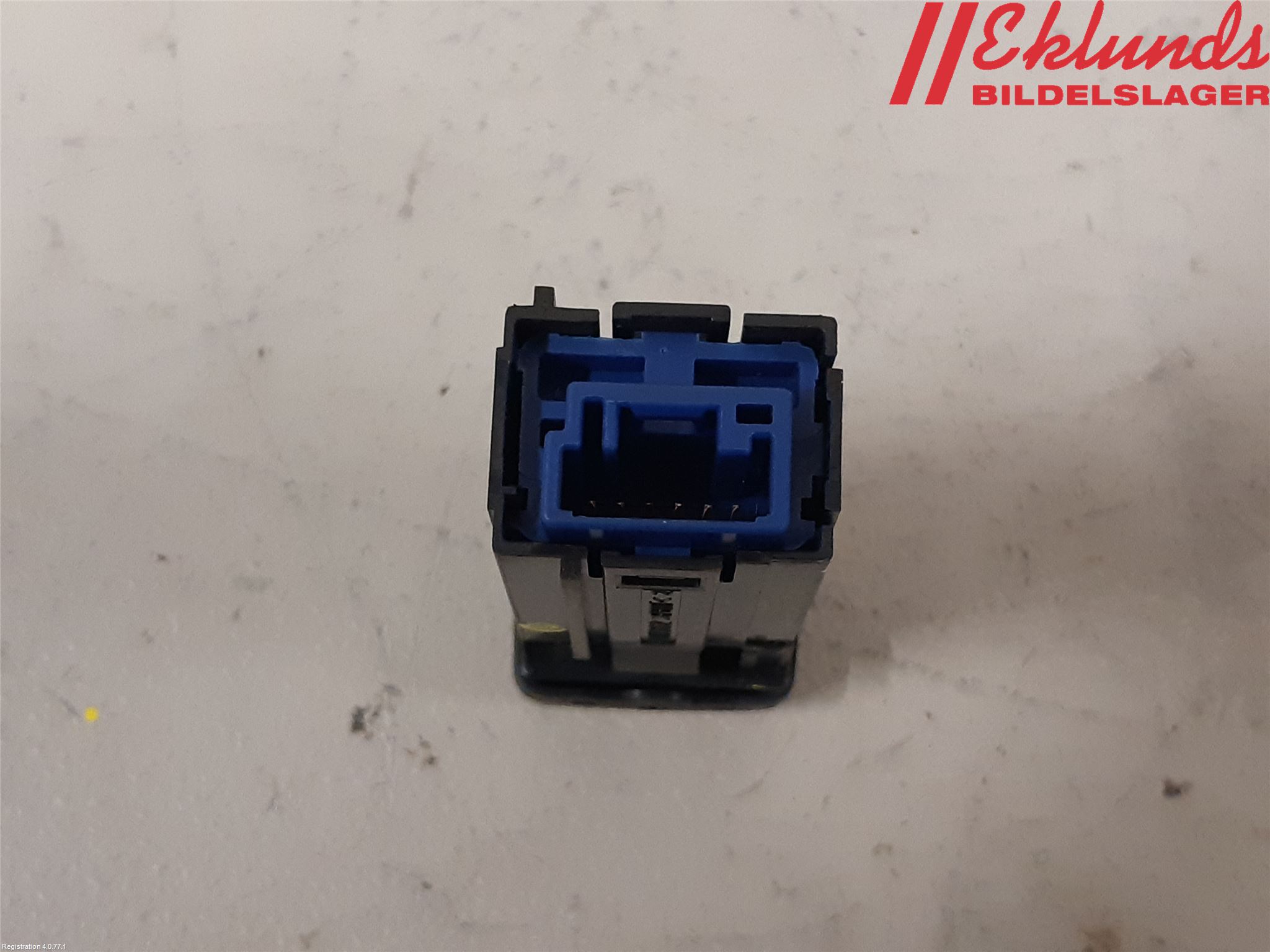 Toyota COROLLA 19- Strömställare Stolvärme