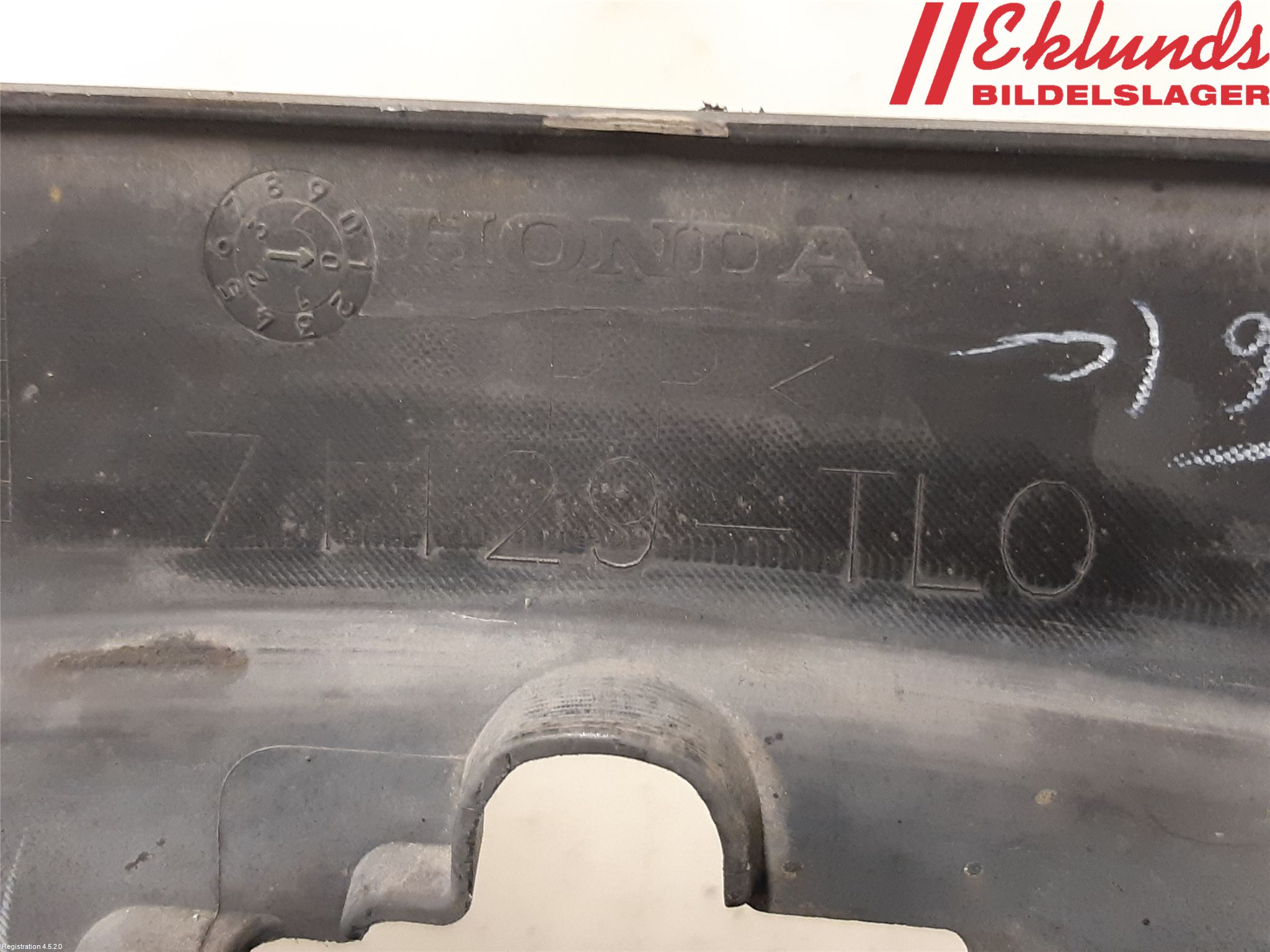 Honda ACCORD    08- Täckplast Front