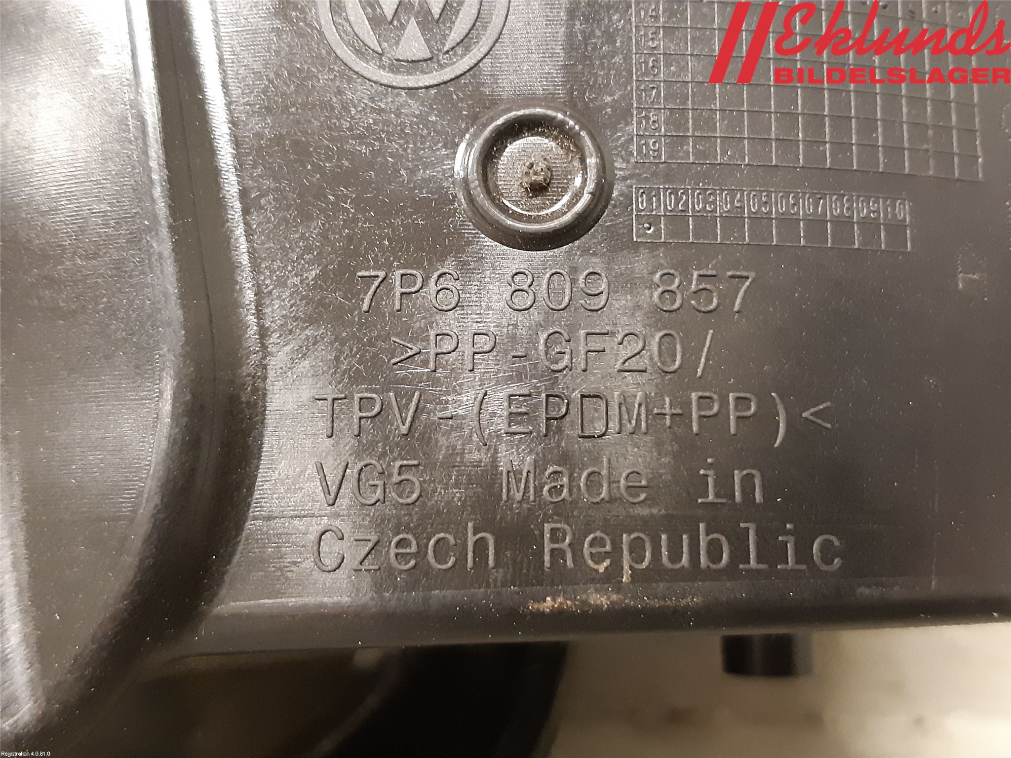 Volkswagen VW TOUAREG 7P 11-18 Tanklucka
