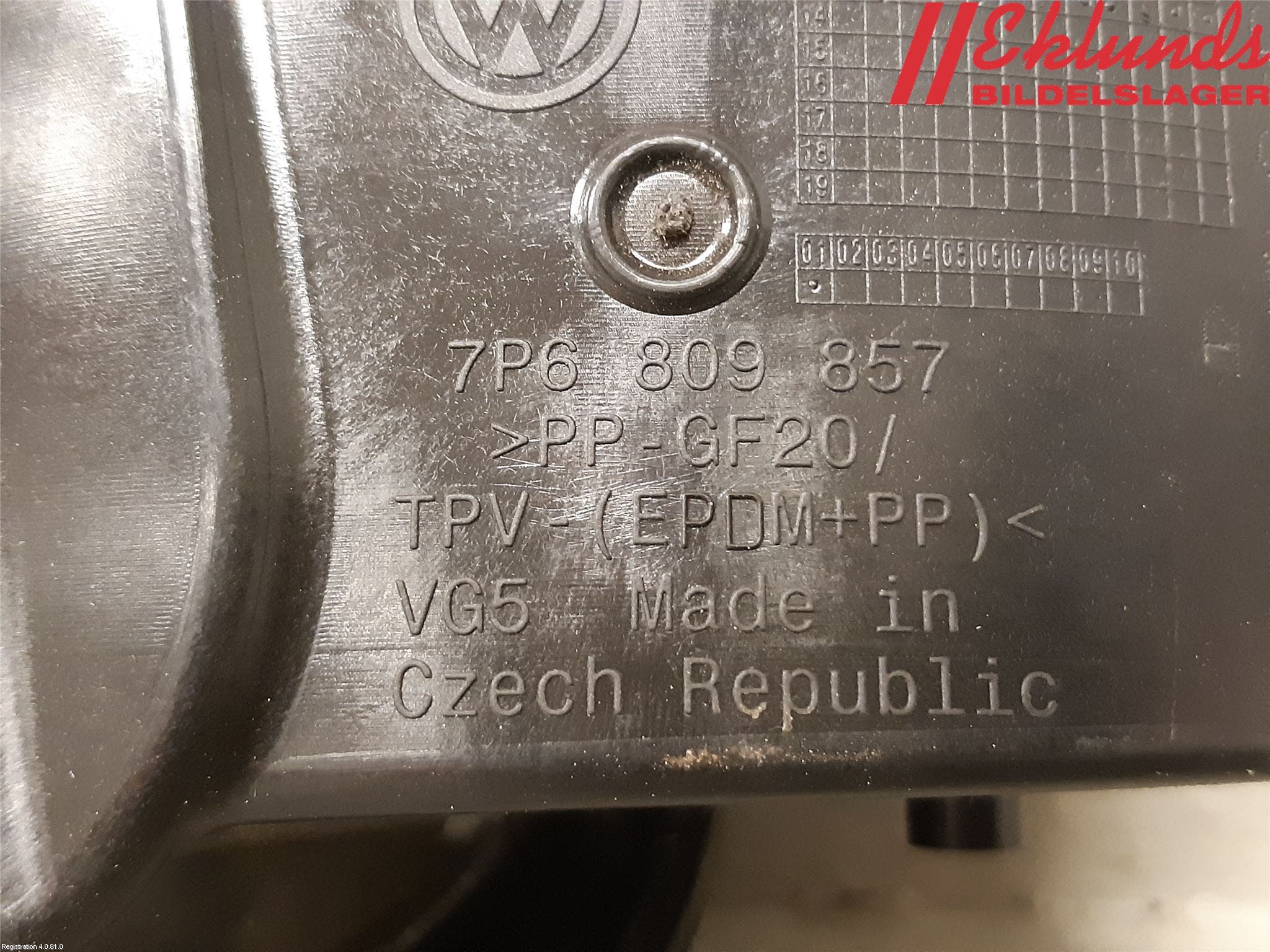 Volkswagen VW TOUAREG 7P 11-18 Tanklucka