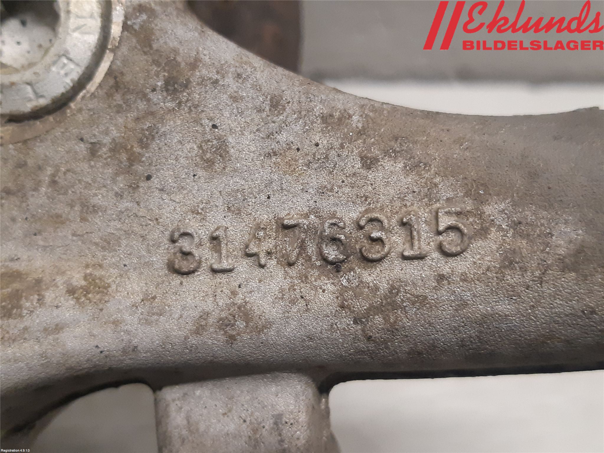 Volvo V60 19- Styrspindel Lagerhus Vä