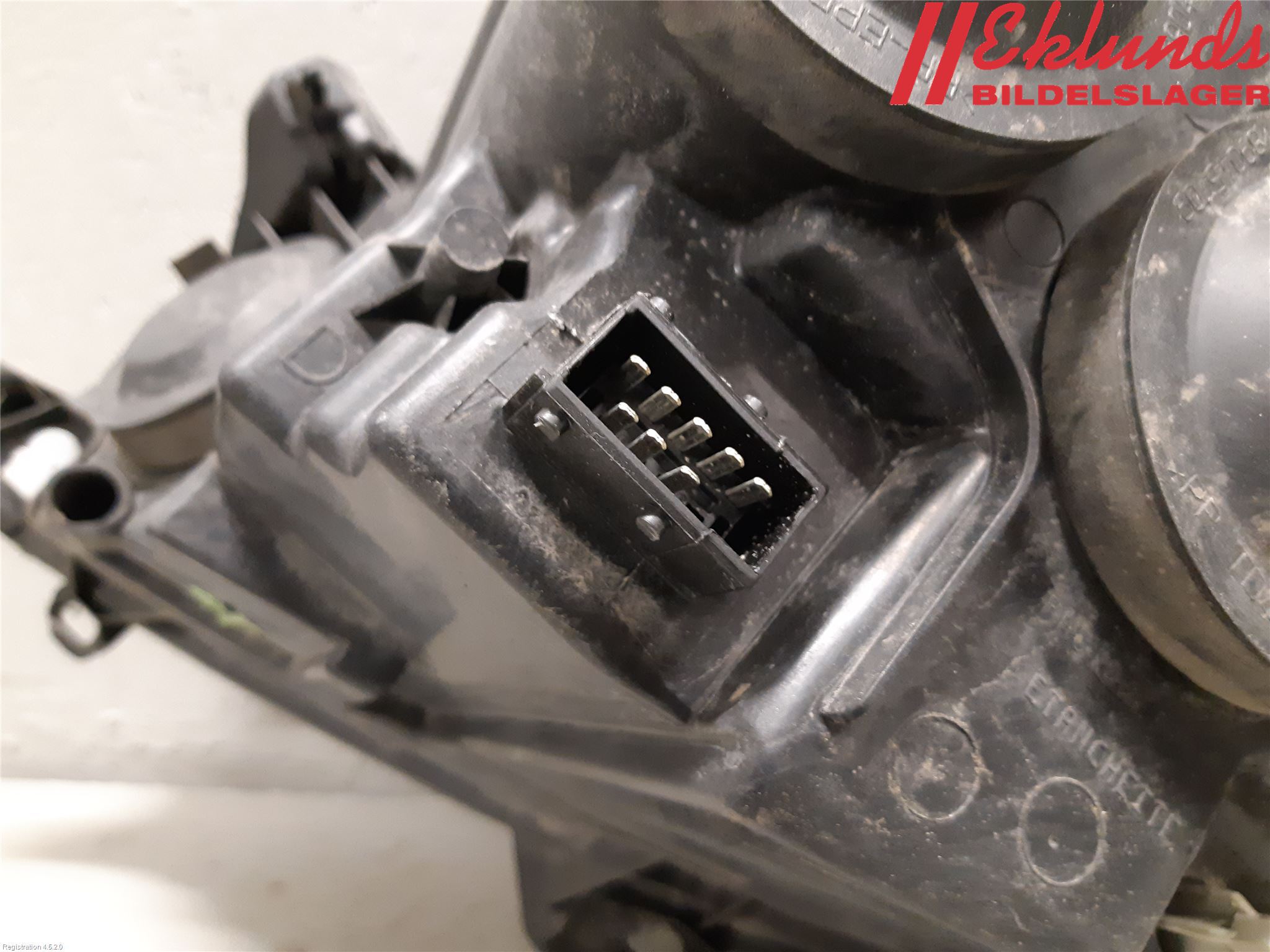 Peugeot EXPERT 07-14 Strålkastare Höger