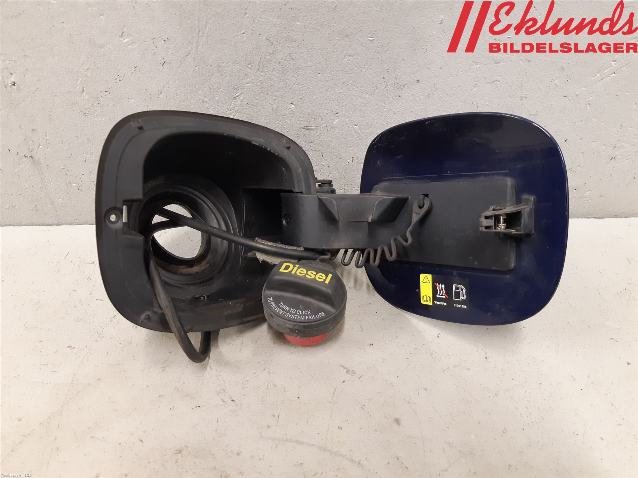 Volvo V60 14-18 Tanklucka