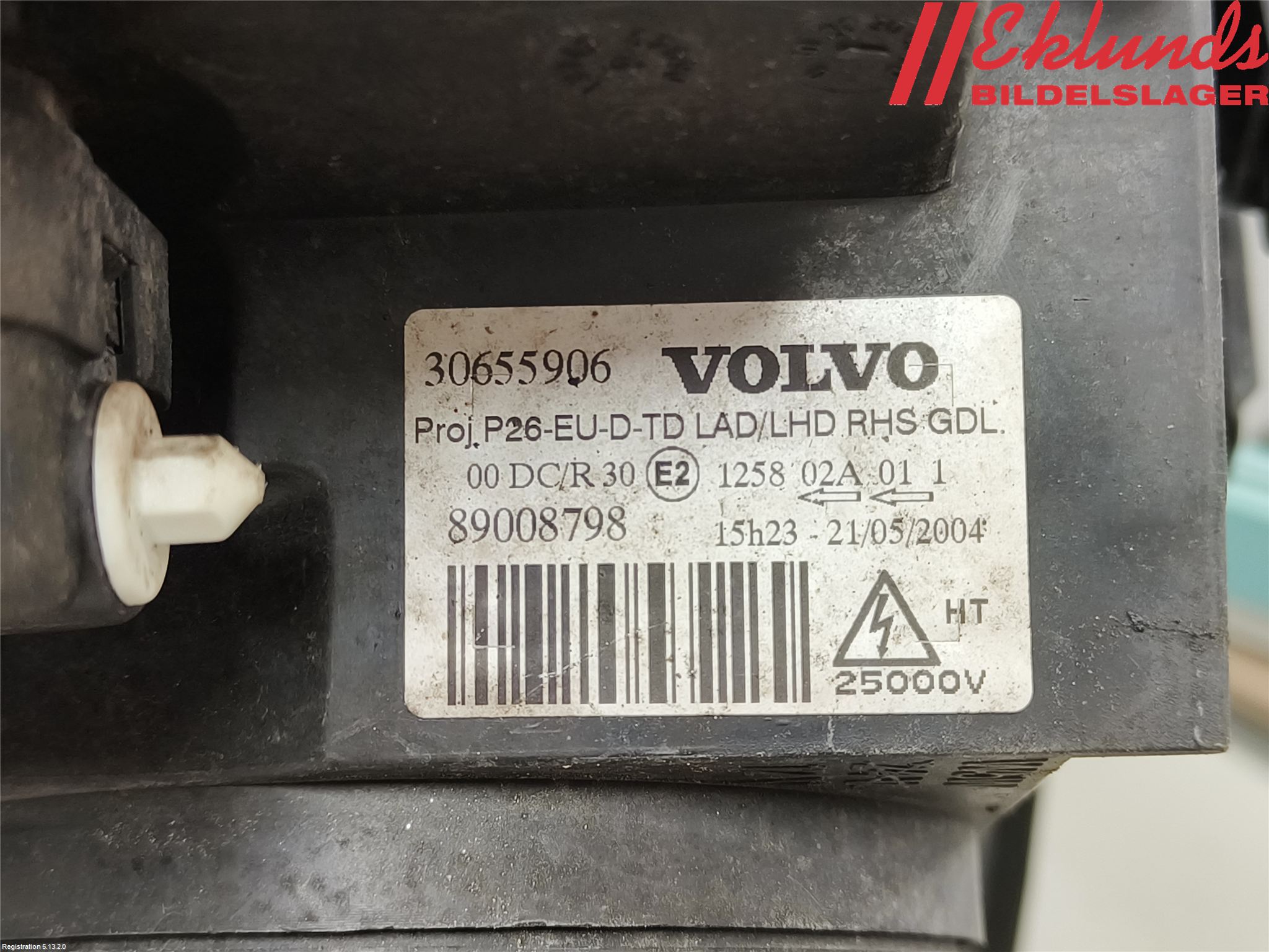 Volvo V70 00-04 Strålkastare Höger