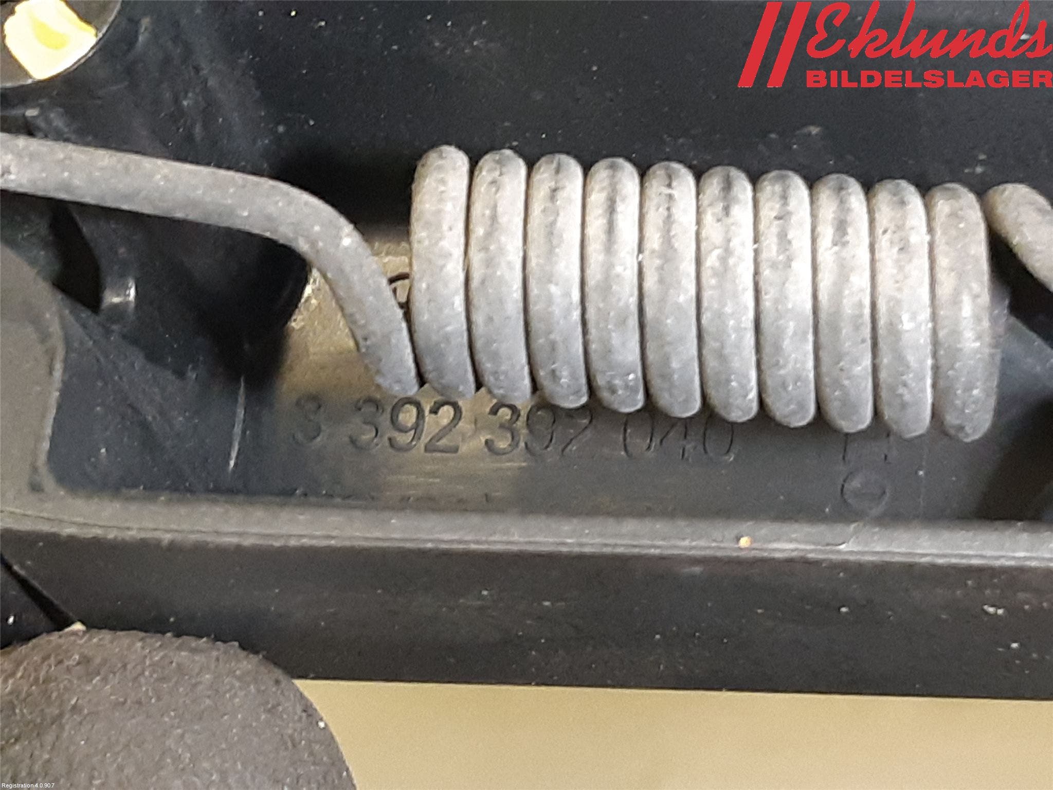 Volvo V60 CROSS COUNTRY 16-18 Torkararm-Bakruta