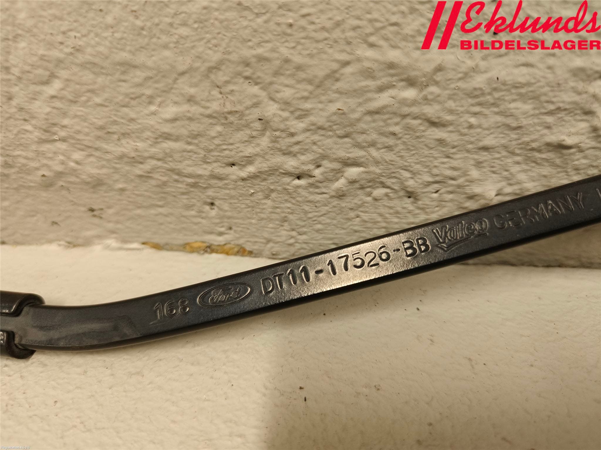 Ford TRANSIT/TOURNEO CONNECT 13-22 Torkararm Armar Vindruta