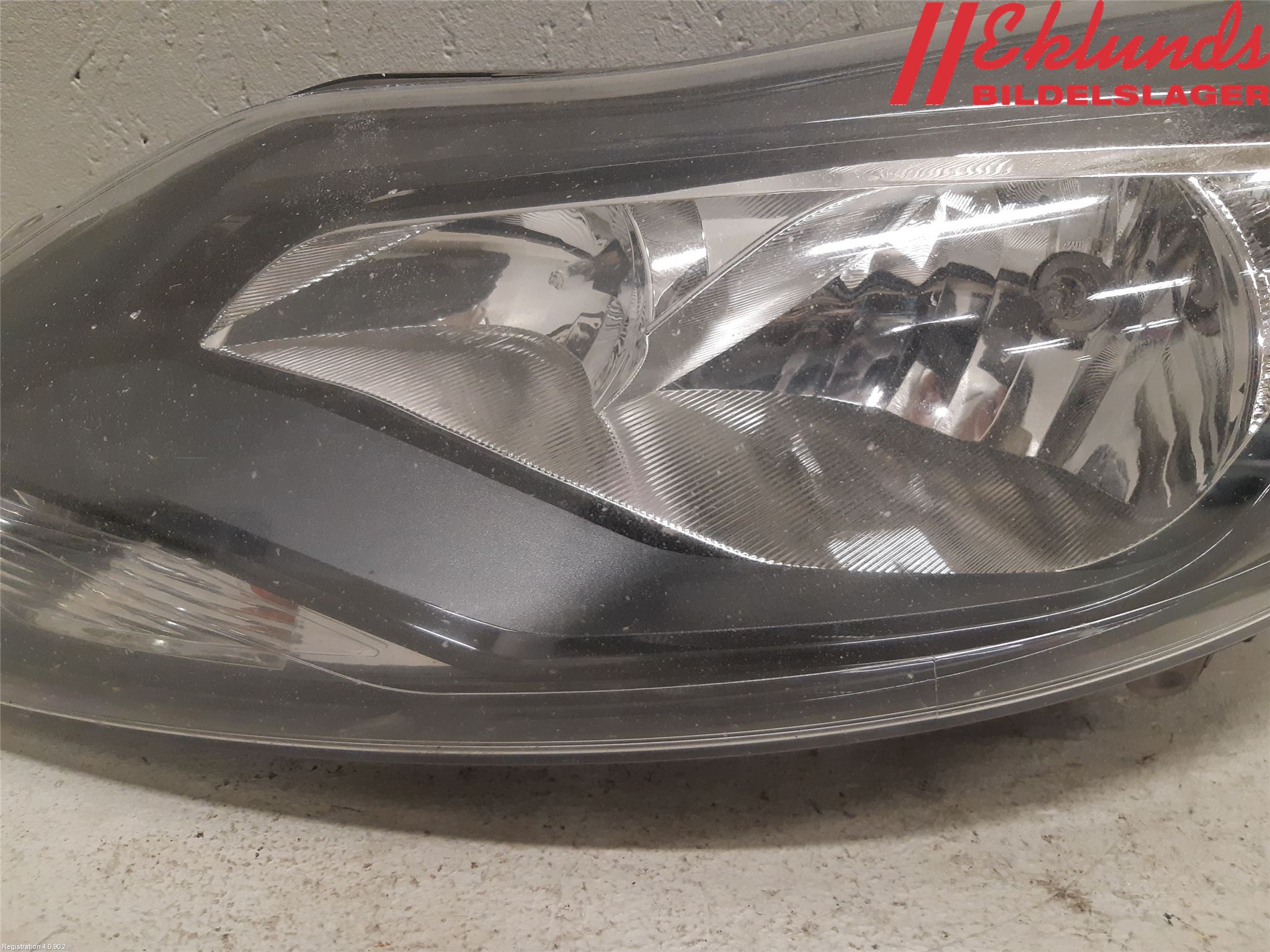 Ford FOCUS 11-14 Strålkastare Vänster