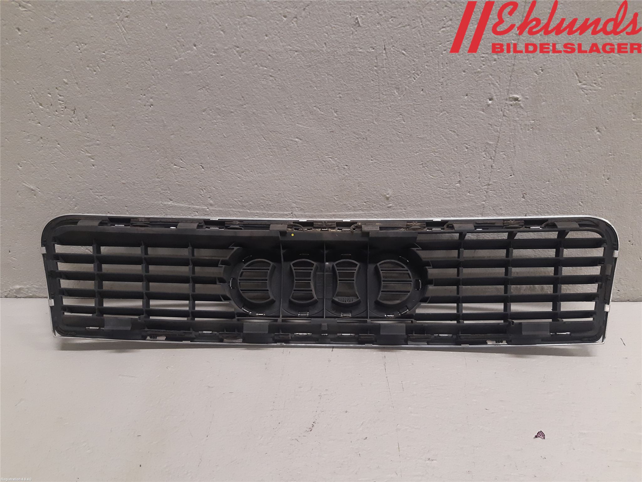 Audi A4/S4 01-05 Grill Komp