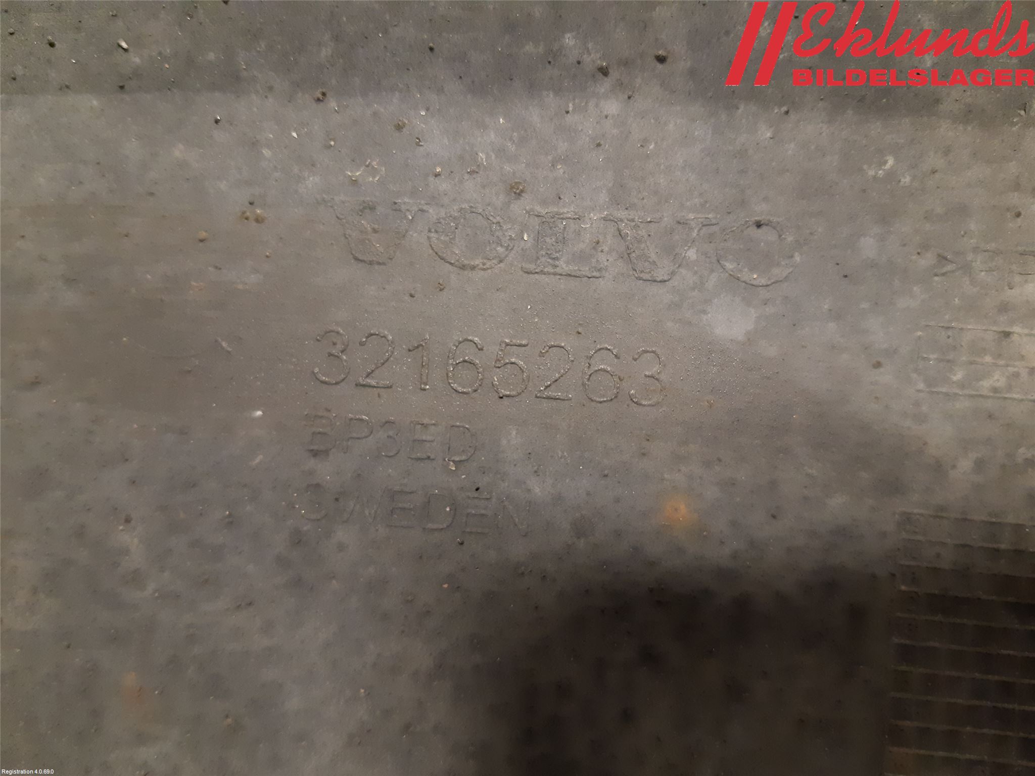 Volvo V60 11-13 Stötfångarbeklädnad Bak