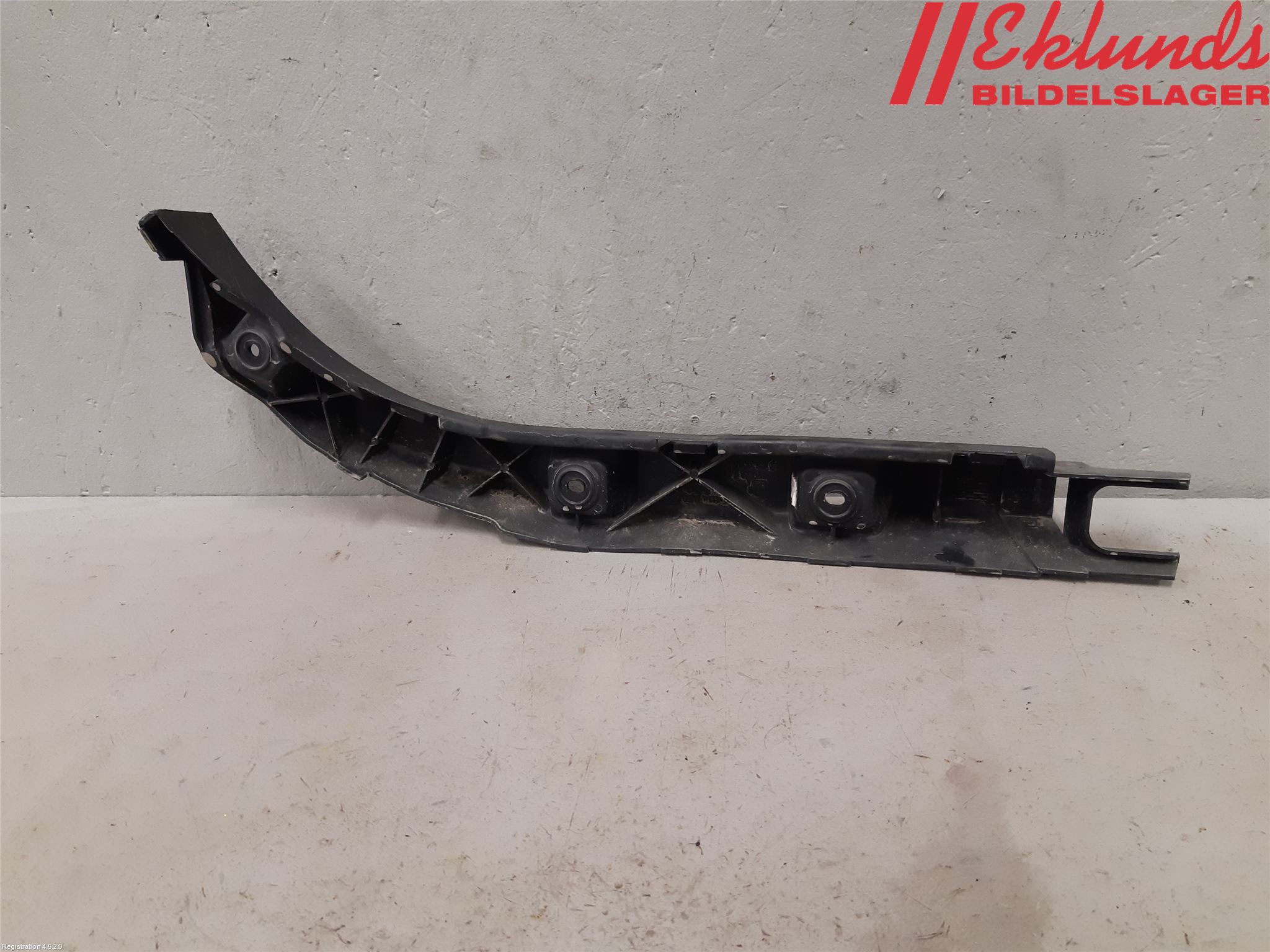 Seat LEON 06-12 Stötfångarfäste Bak Hö