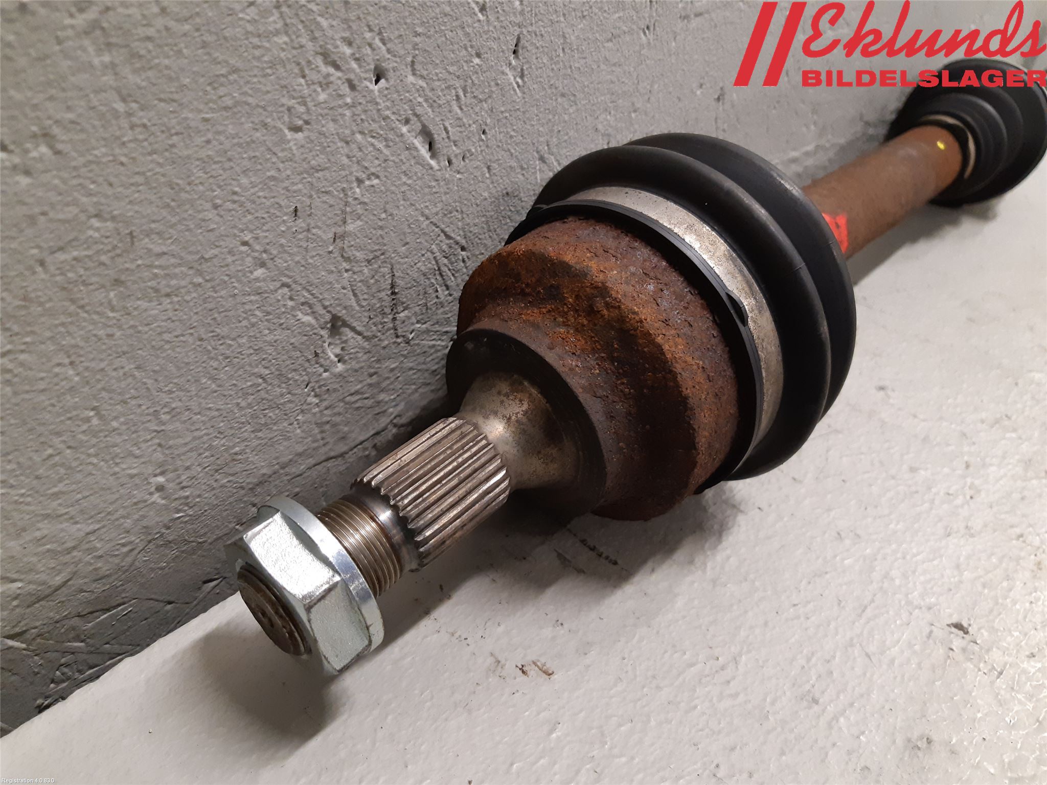Peugeot 308 08-13 Drivaxel Fram Vänster