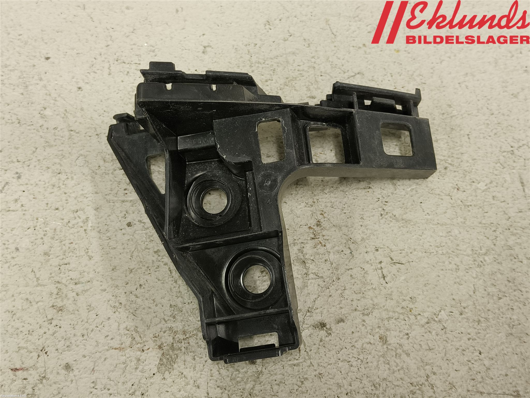 Volkswagen VW GOLF / E-GOLF VII 13-20 Stötfångarfäste Bak Hö