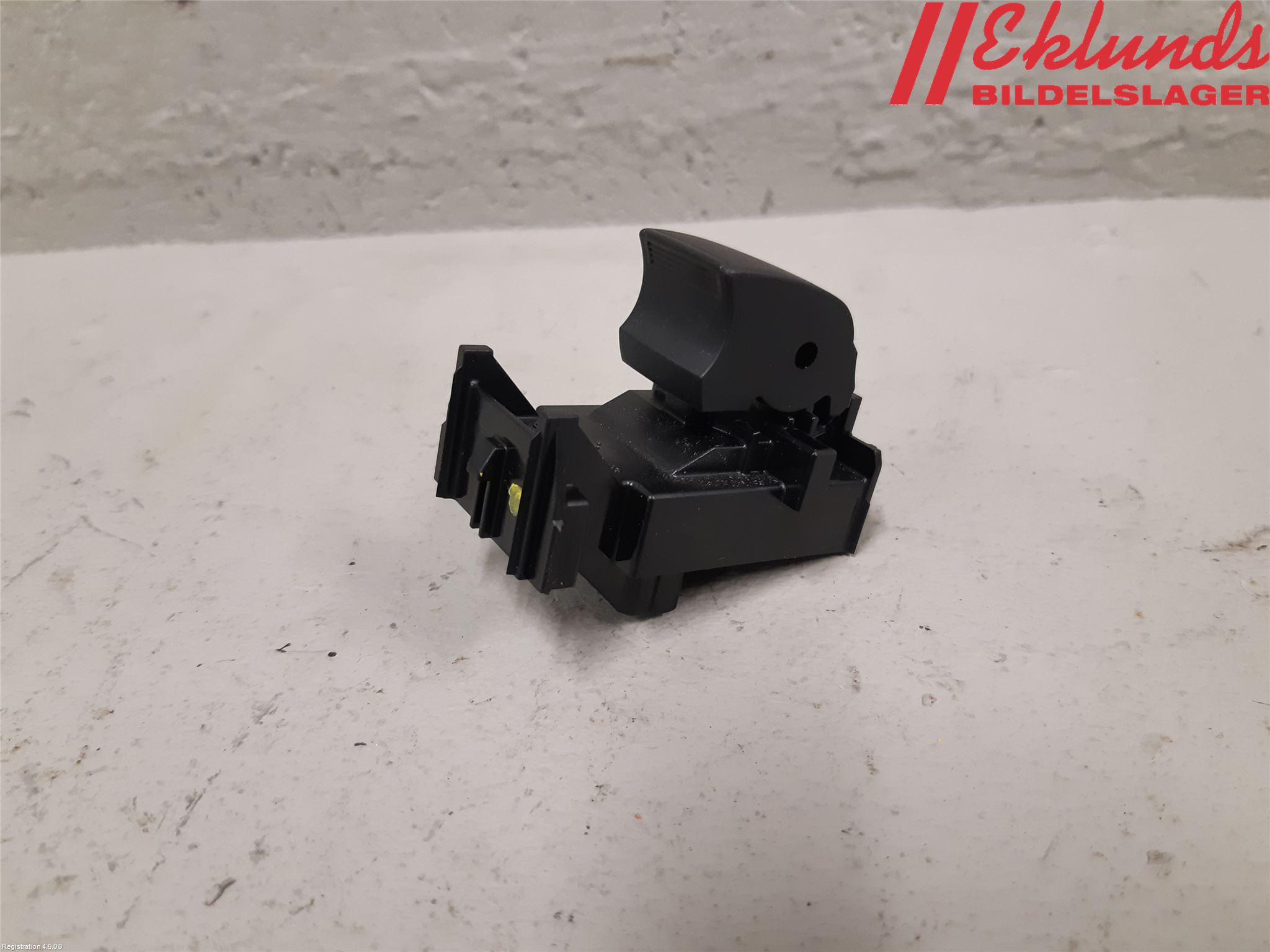 Toyota bZ4X EA10 22- Strömställare Elhiss