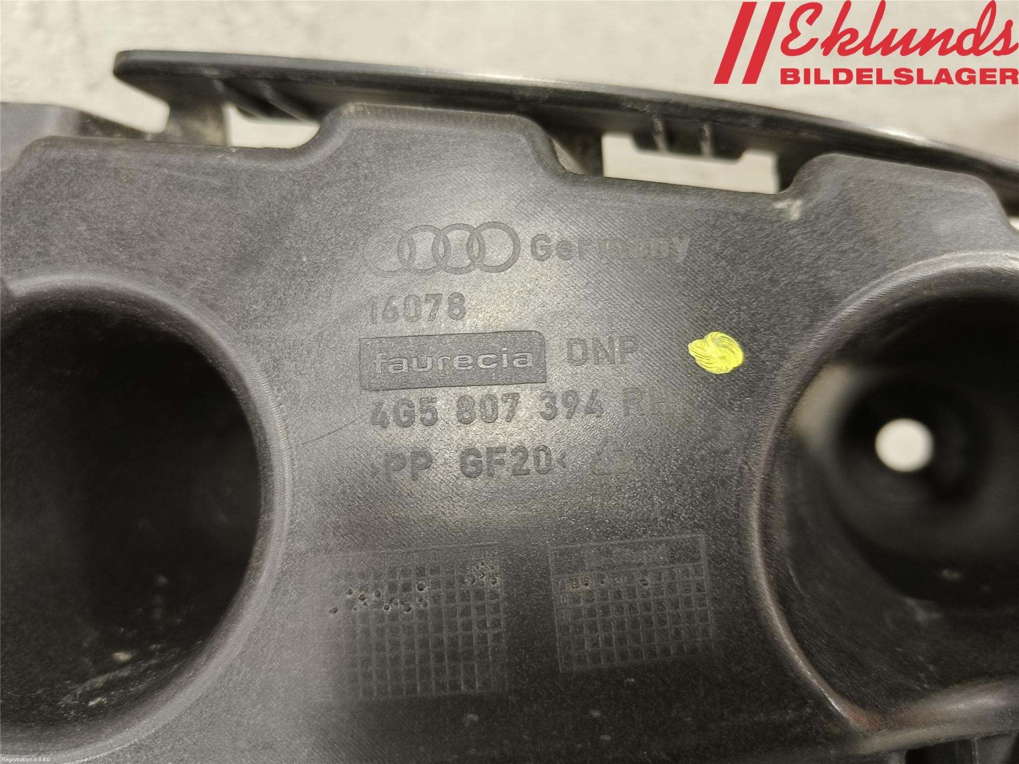 Audi A6/S6 4G 11-18 Stötfångarfäste Bak Hö