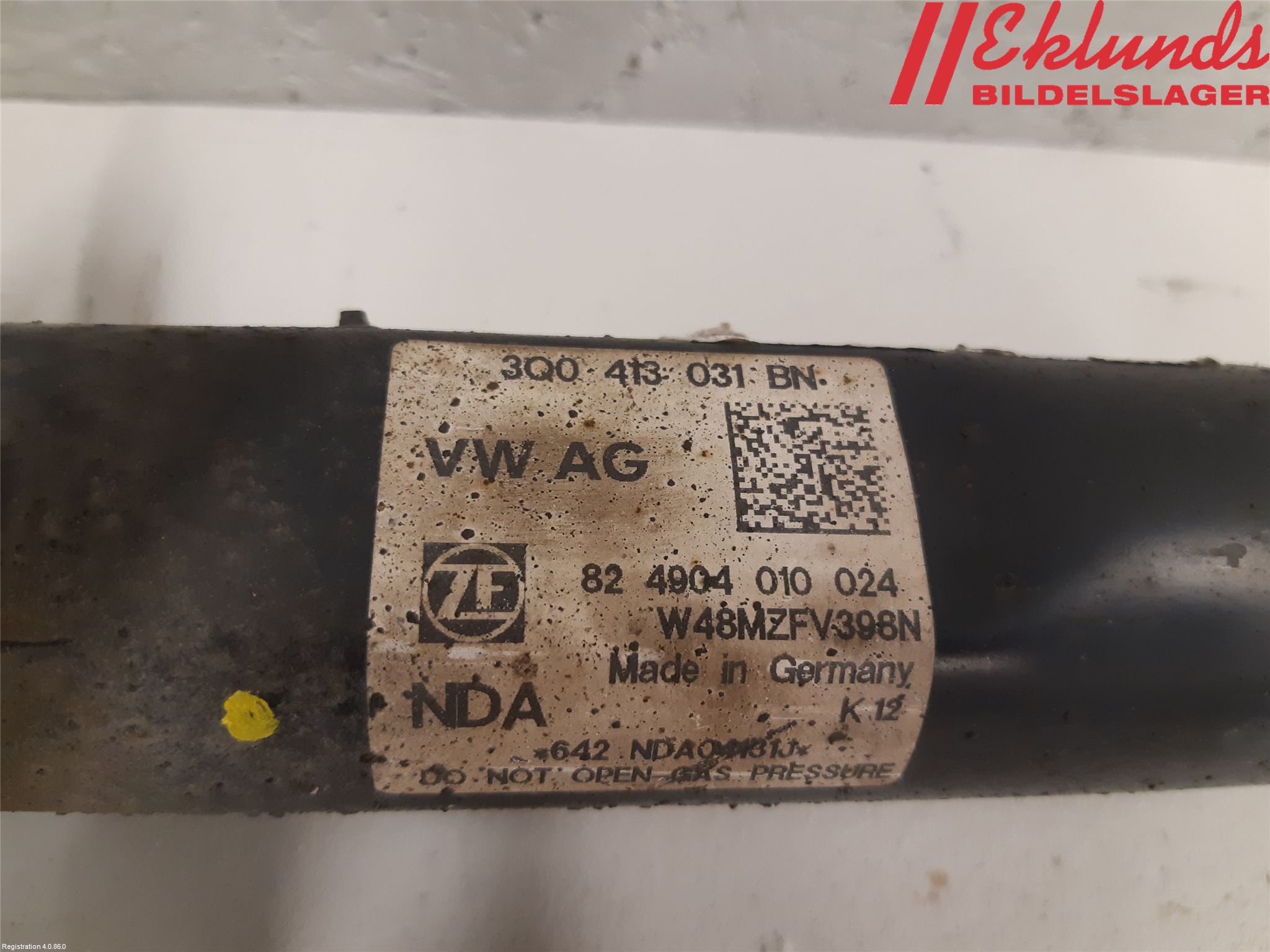 Volkswagen VW PASSAT 15-19 Fjäderben Fram Höger