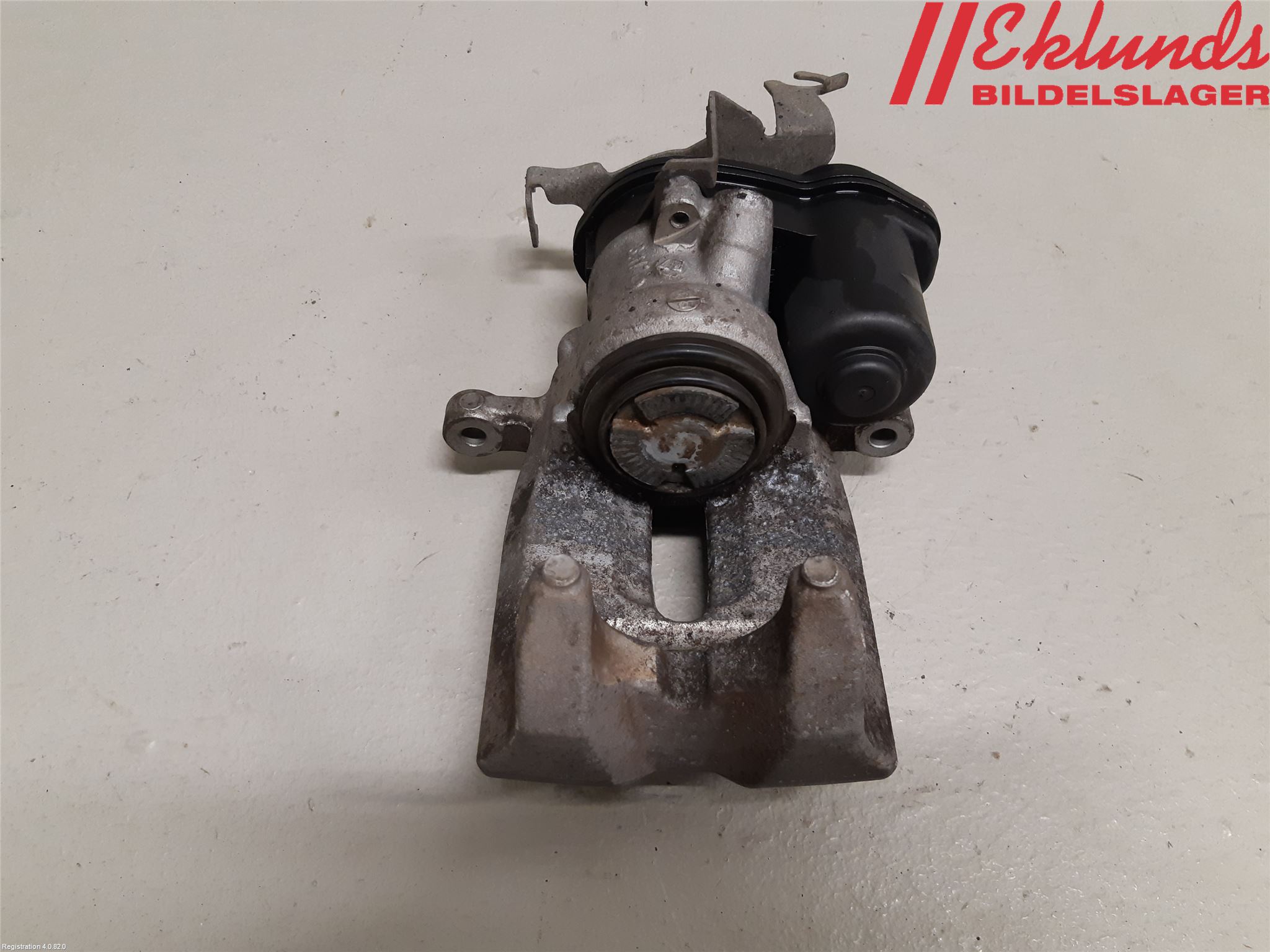 BMW 5 G30/G31/F90 17-23 Bromsok Bak Höger