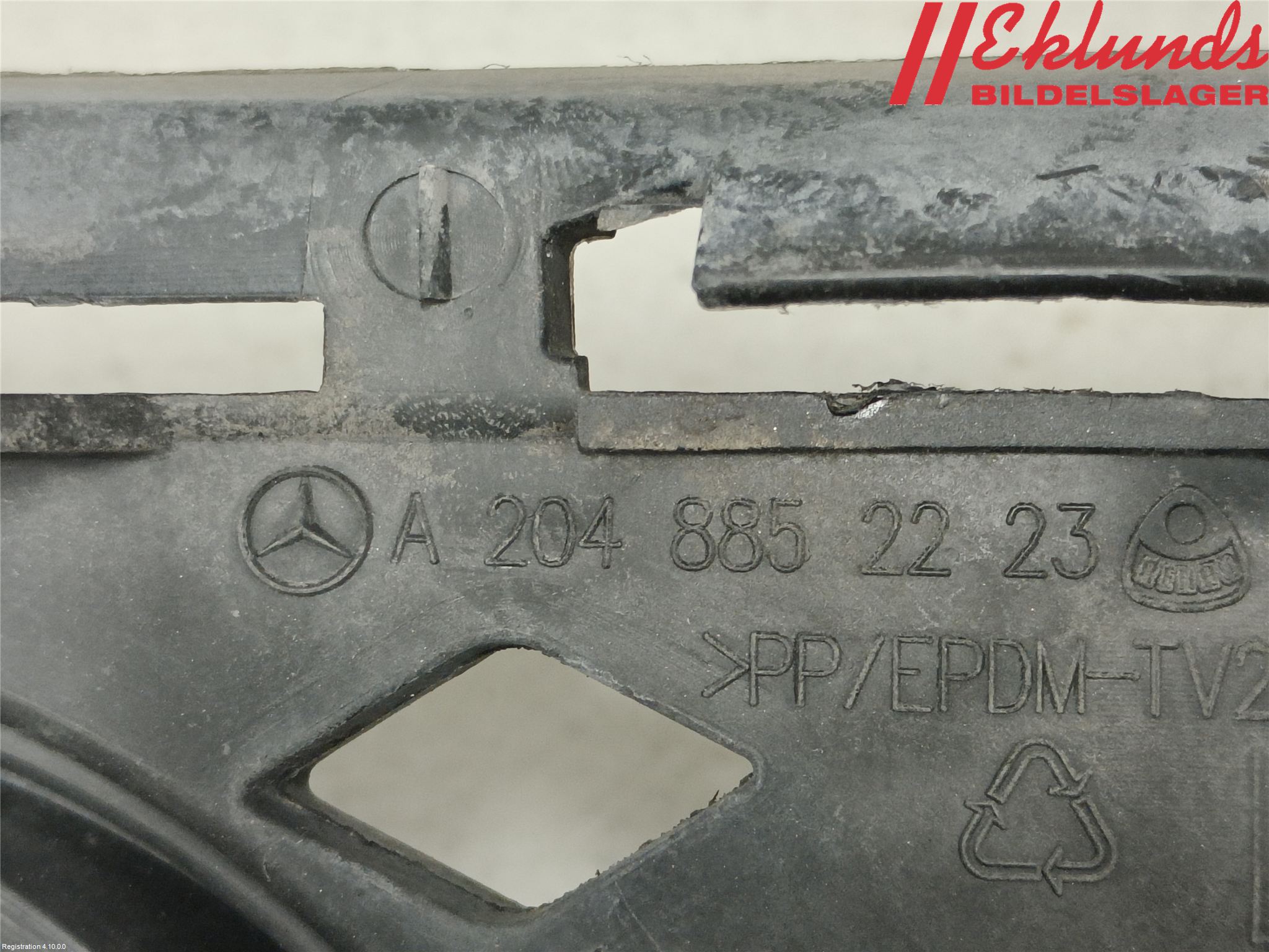 Mercedes-Benz MB C-KLASS (W204) 07-15 Dimljussarg Fram